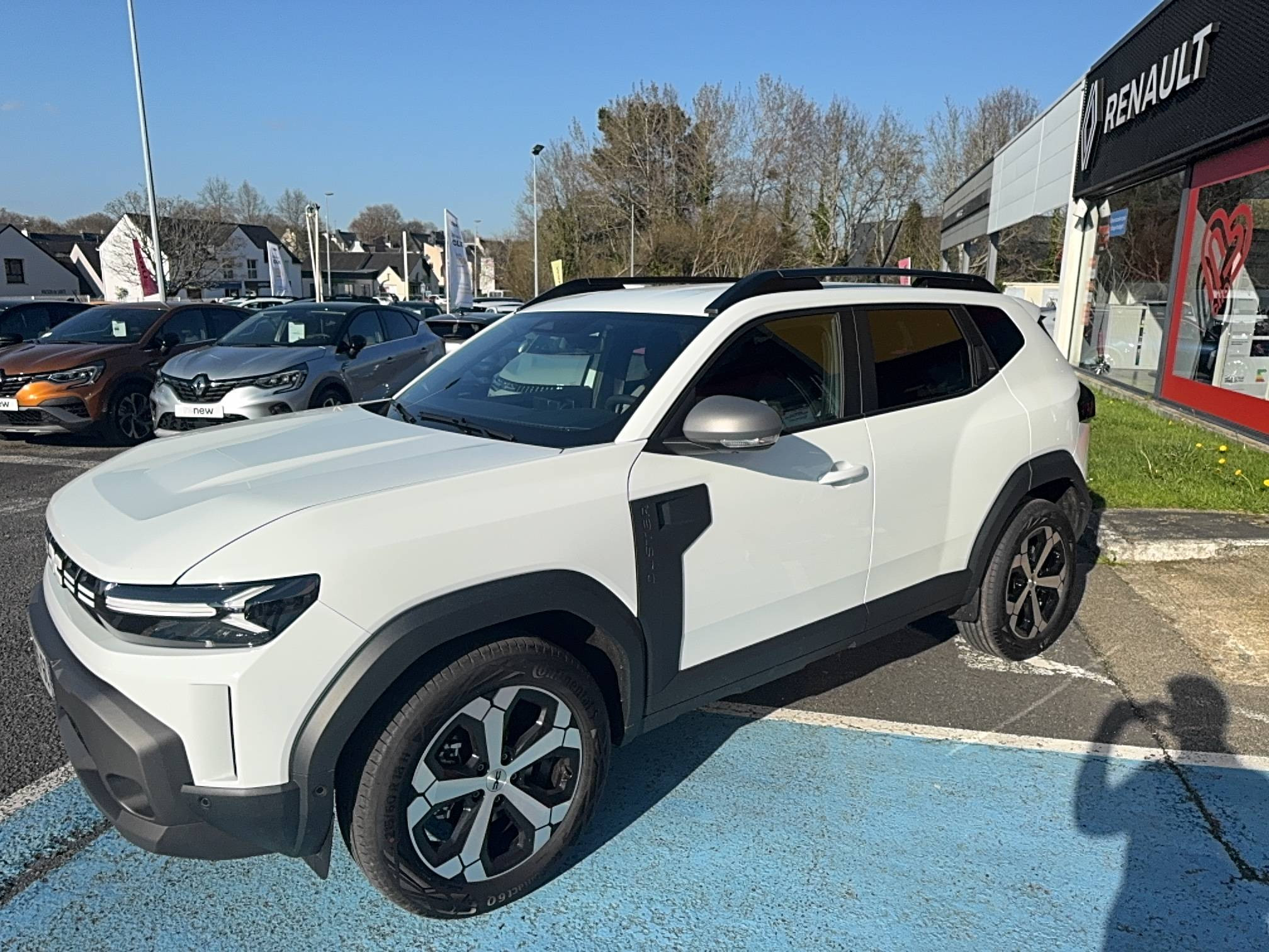 Vente en ligne Dacia Duster  Hybrid 155 au prix de 28 200 €