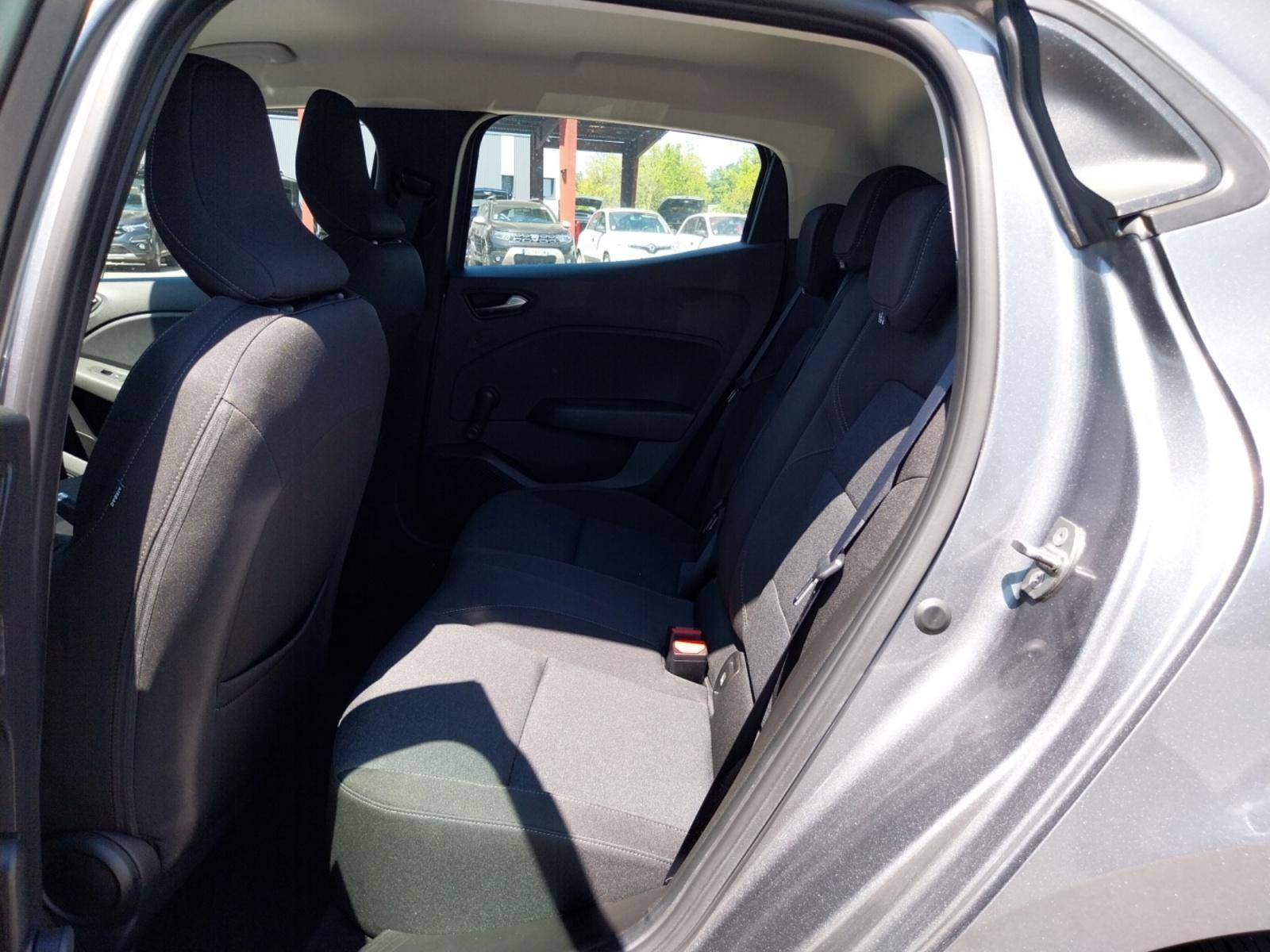 Vente en ligne Renault Clio 5 Clio TCe 90 au prix de 14 990 €
