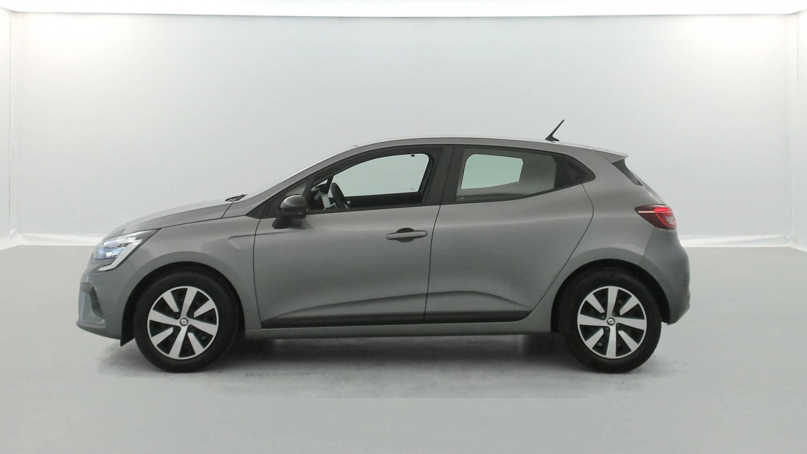 Vente en ligne Renault Clio 5 Clio TCe 90 au prix de 13 990 €