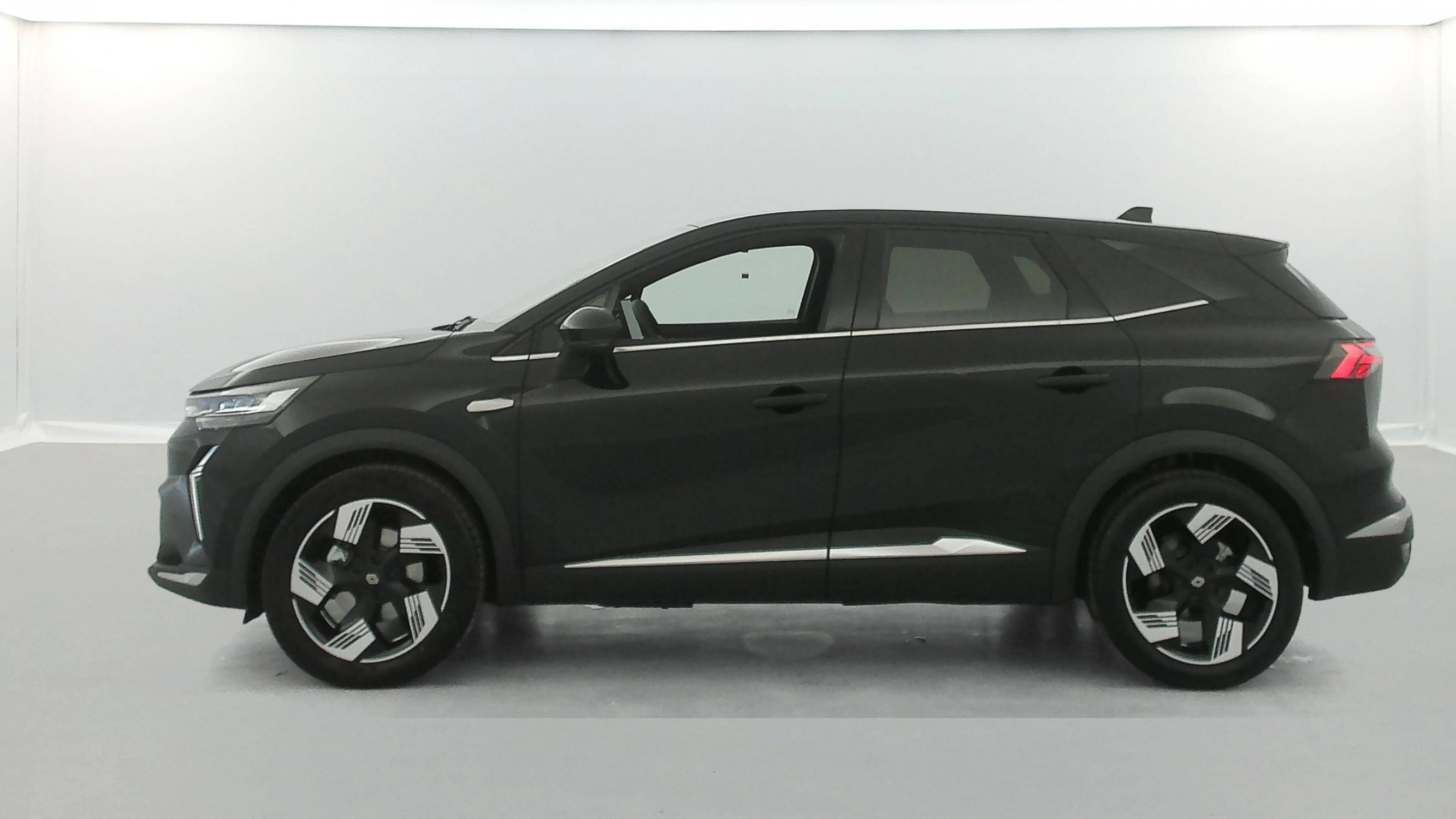 Vente en ligne Renault Symbioz  E-Tech full hybrid 145 au prix de 24 990 €