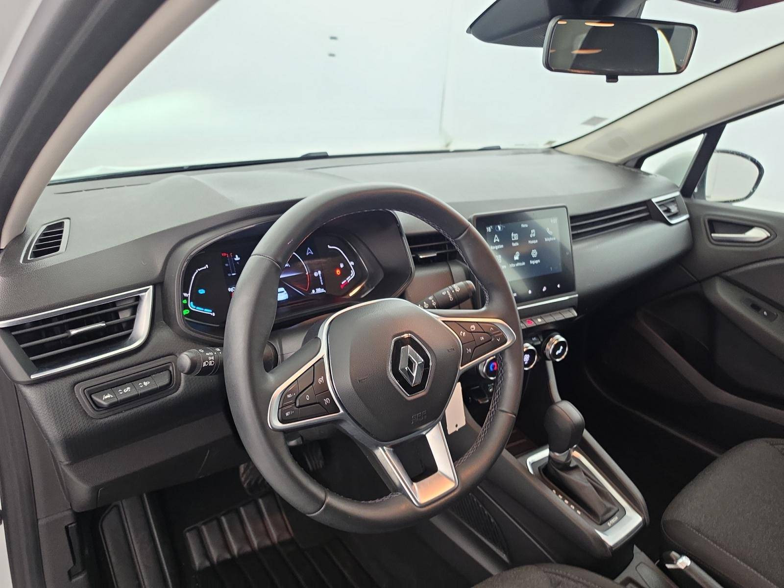 Vente en ligne Renault Clio 5 Clio E-Tech 140 - 21N au prix de 14 890 €