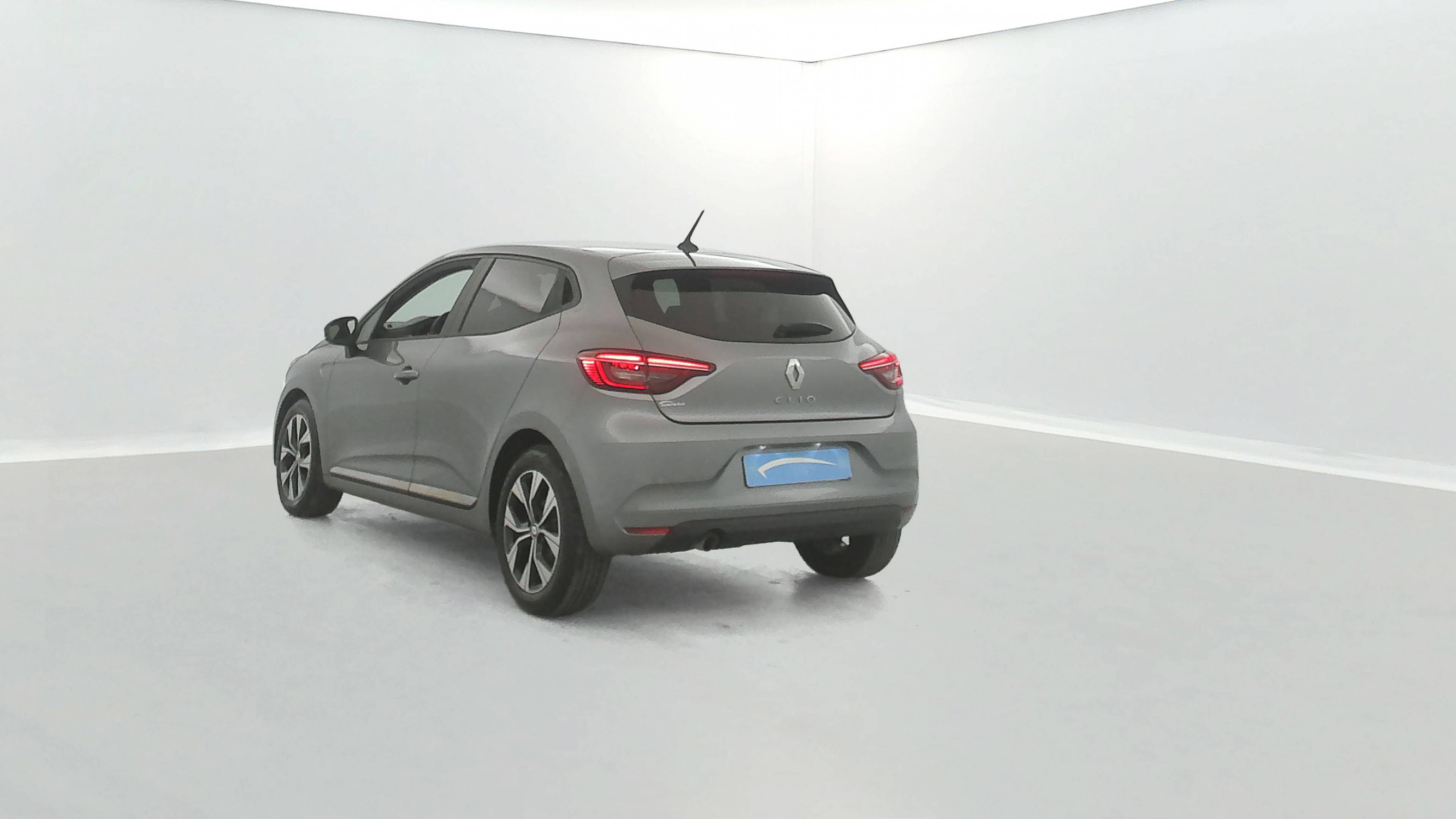 Vente en ligne Renault Clio 5 Clio TCe 90 au prix de 14 990 €