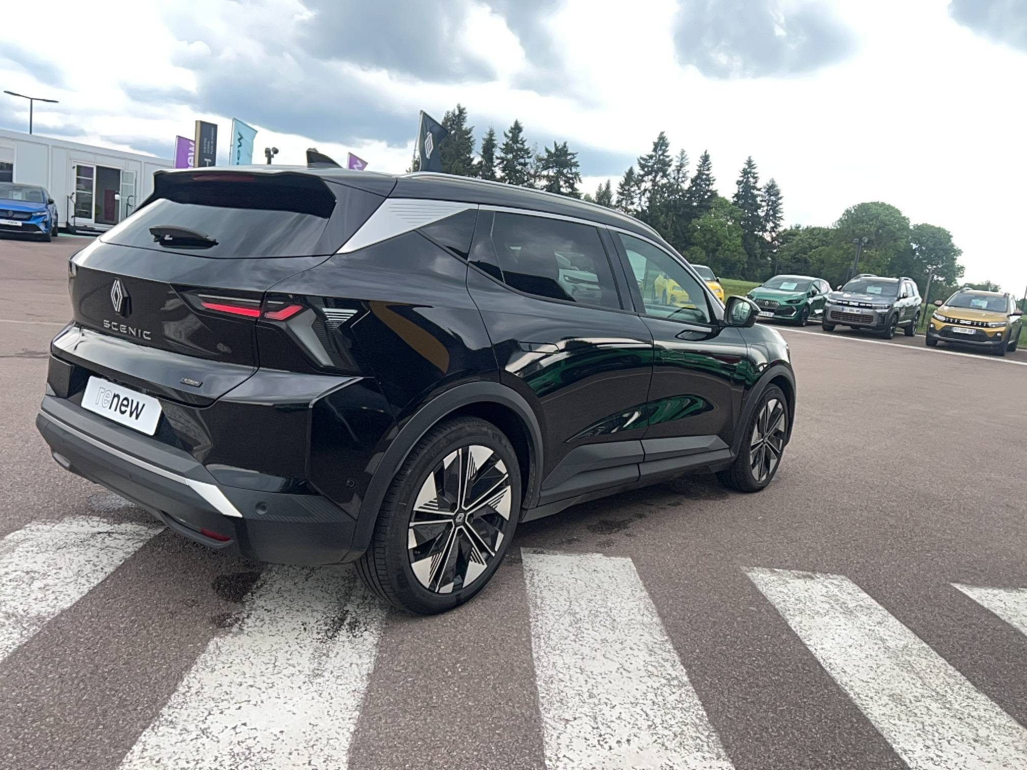 Vente en ligne Renault Scenic E-Tech Scenic E-Tech électrique 220 ch grande autonomie au prix de 37 749 €