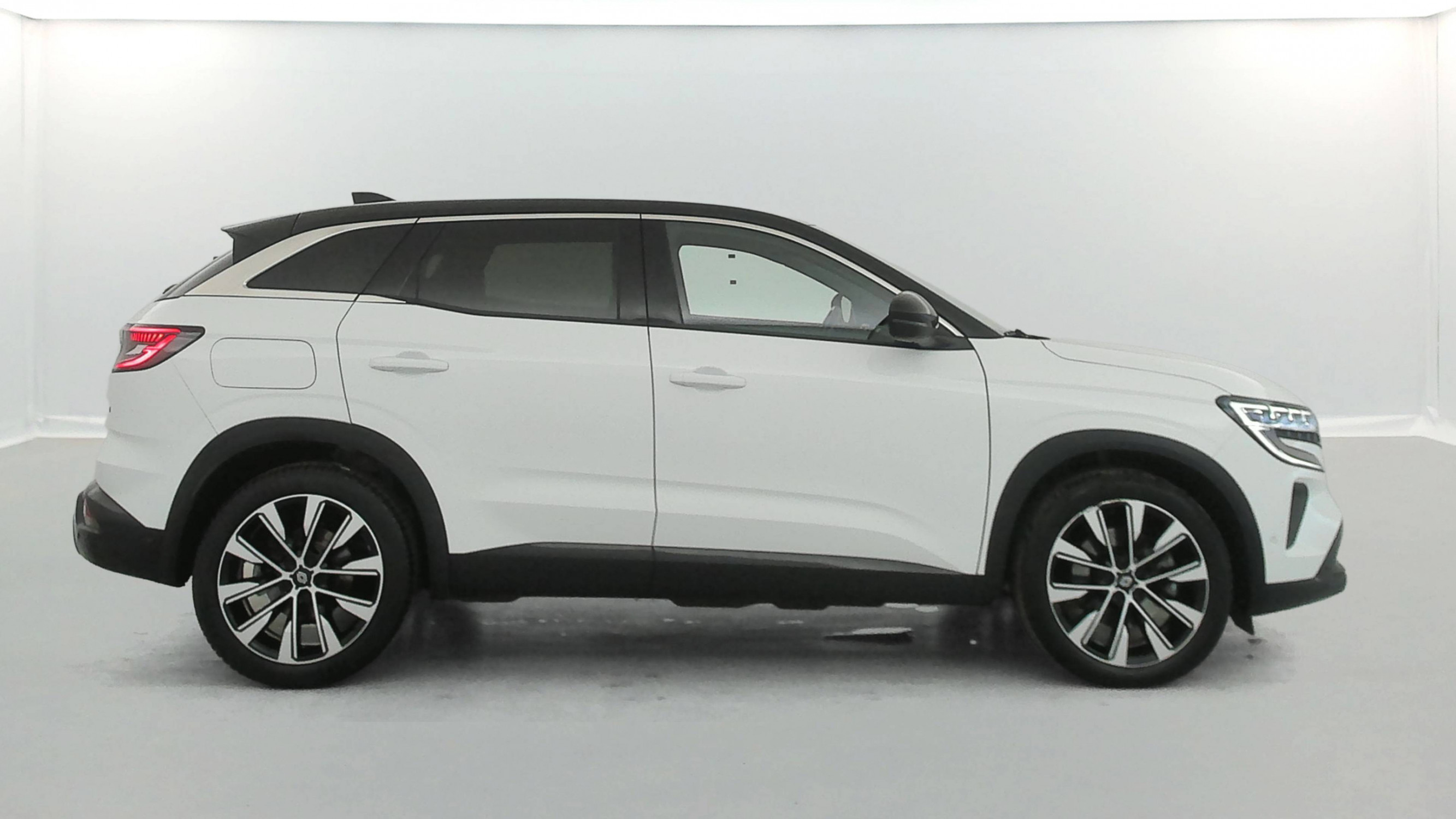 Vente en ligne Renault Austral  E-Tech hybrid 200 au prix de 23 990 €