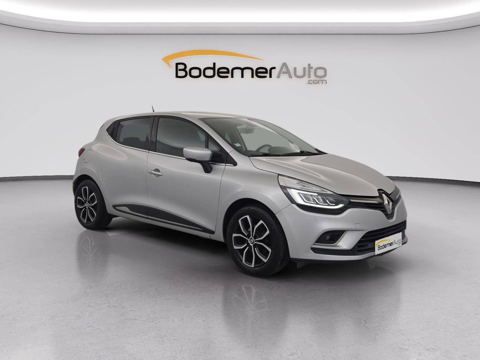 Vente en ligne Renault Clio 4 Clio TCe 90 E6C au prix de 10 990 €