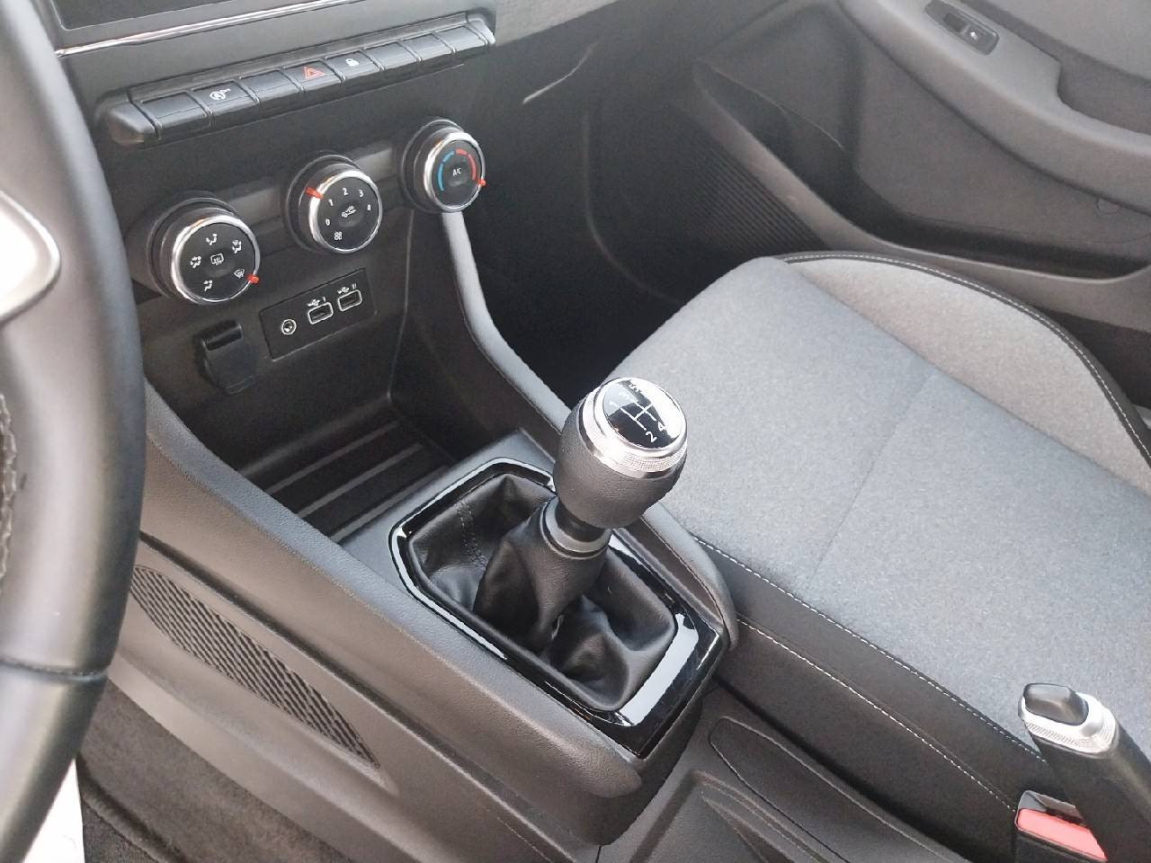 Vente en ligne Renault Clio 5 Clio SCe 65 au prix de 13 790 €