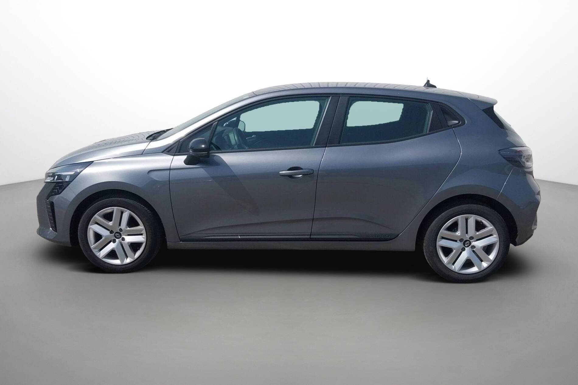 Vente en ligne Renault Clio 5 Clio TCe 90 au prix de 14 790 €