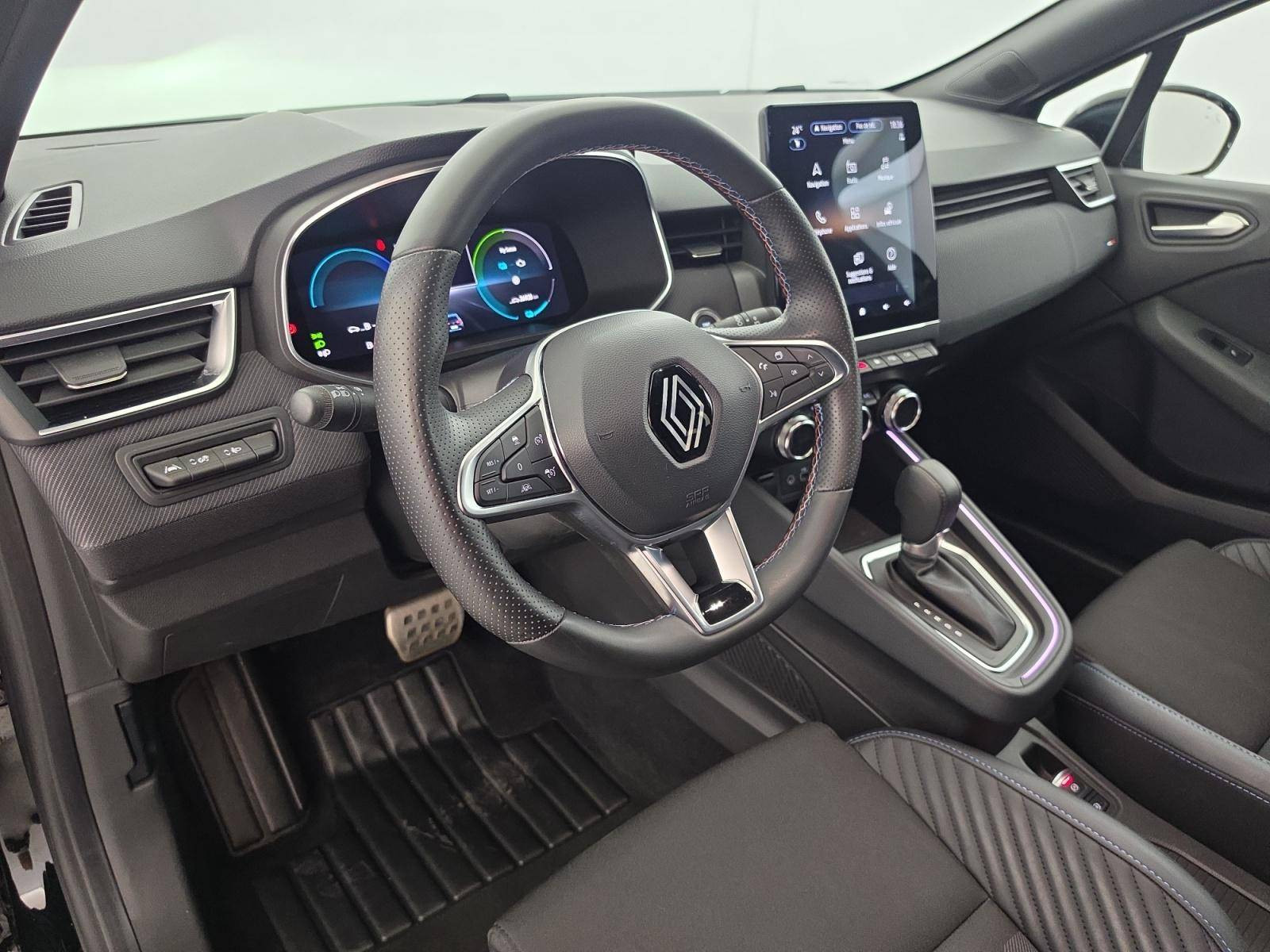 Vente en ligne Renault Clio 5 Clio E-Tech full hybrid 145 au prix de 20 900 €
