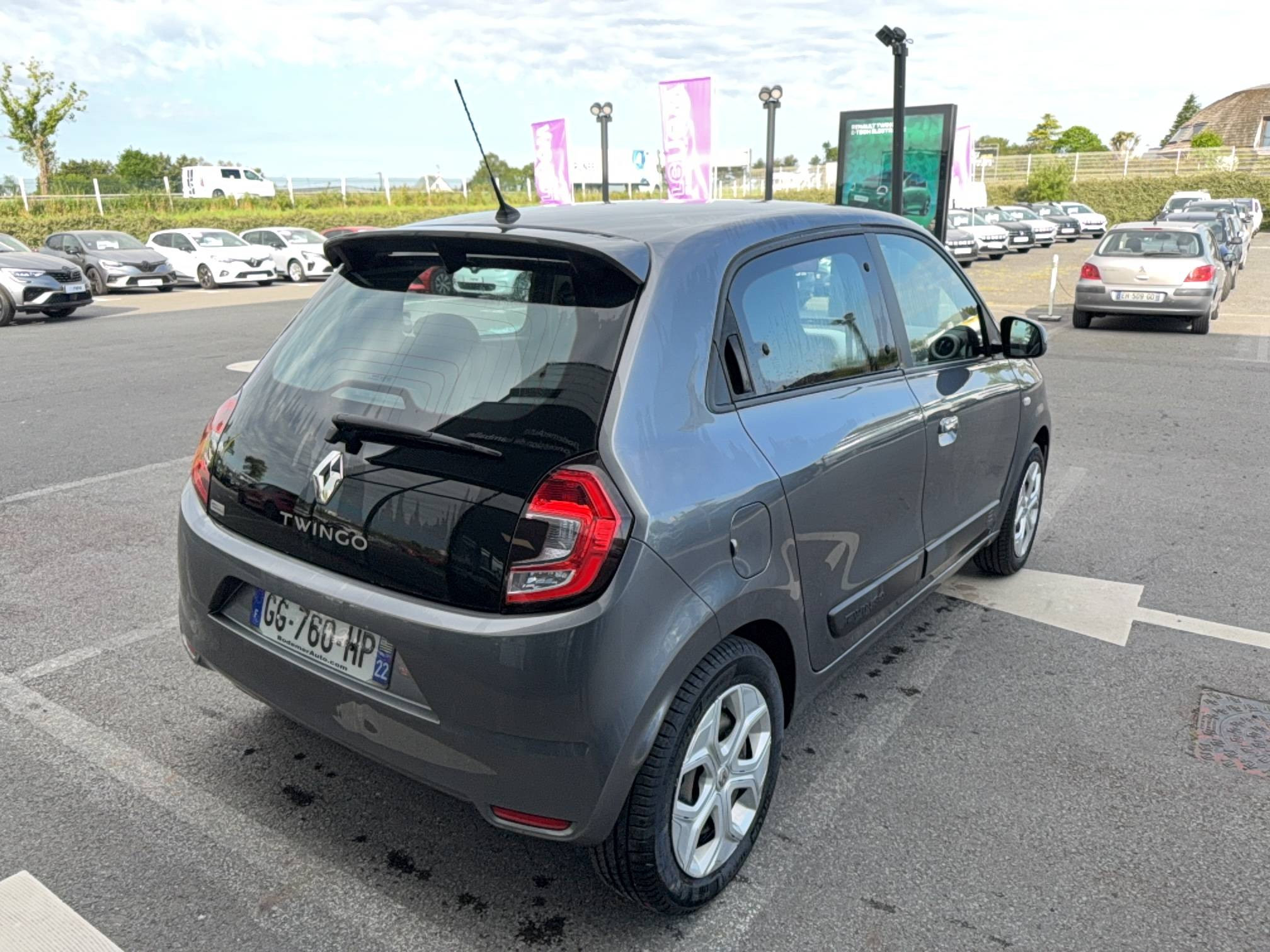 Vente en ligne Renault Twingo 3  SCe 65 - 21 au prix de 10 890 €