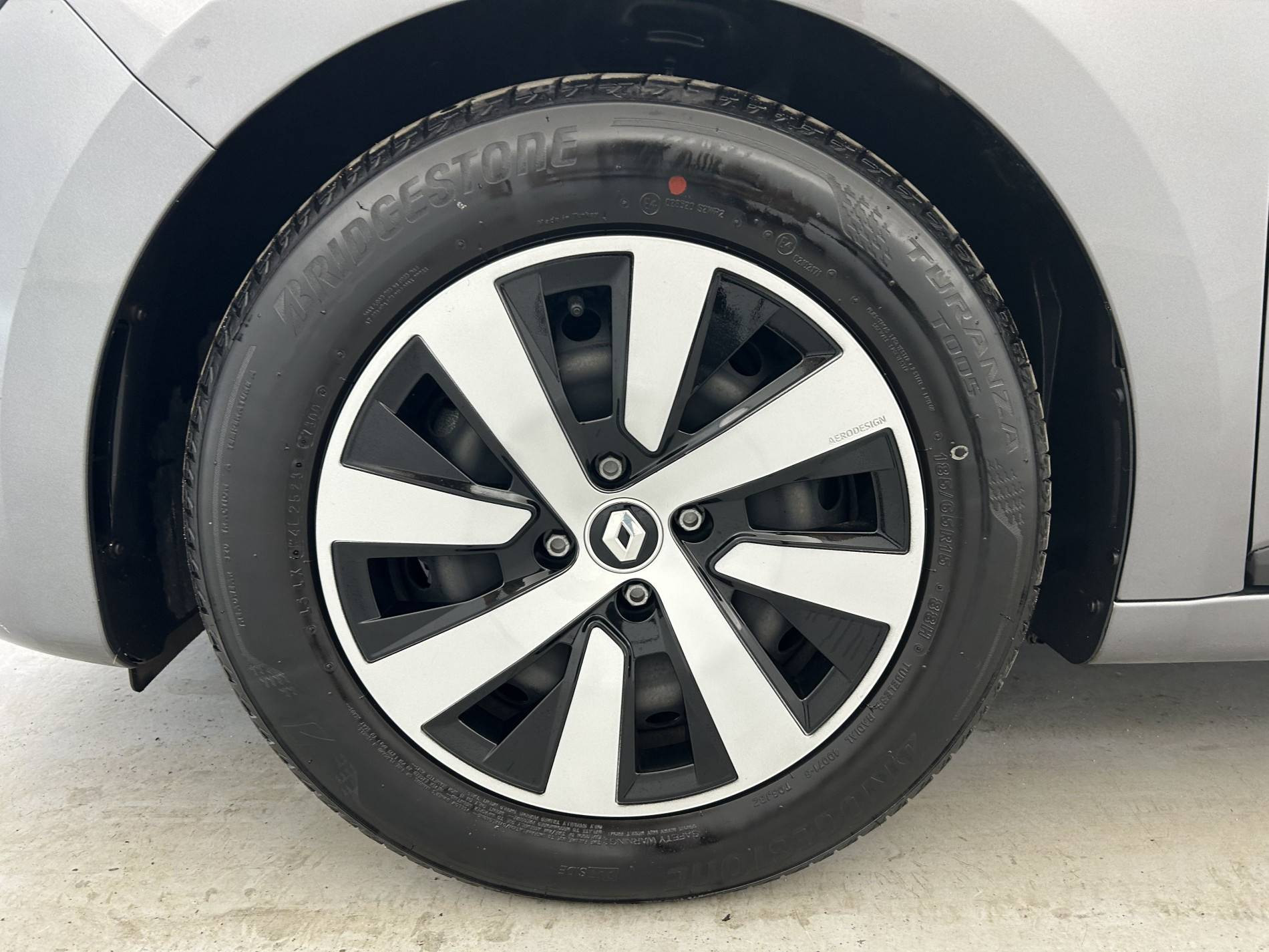 Vente en ligne Renault Clio 5 Clio TCe 90 au prix de 14 790 €