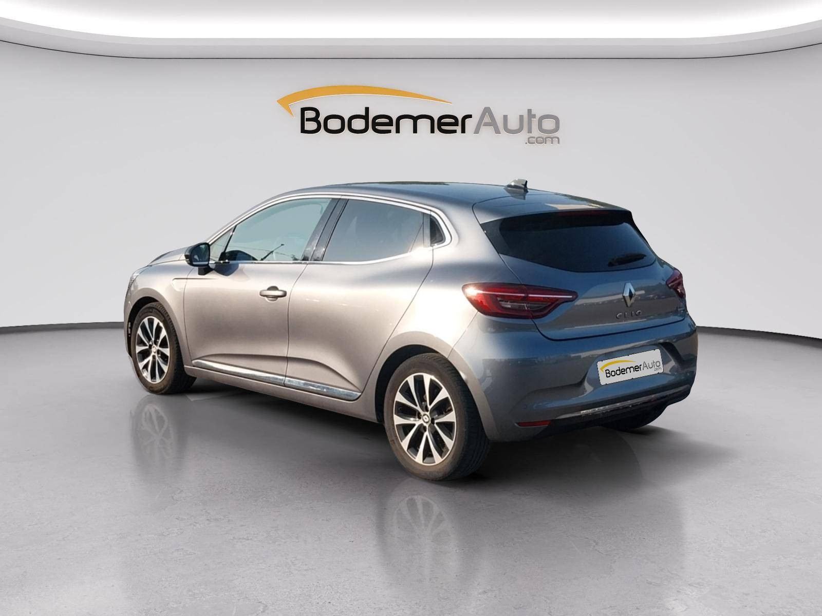 Vente en ligne Renault Clio 5 Clio E-Tech full hybrid 145 au prix de 14 990 €