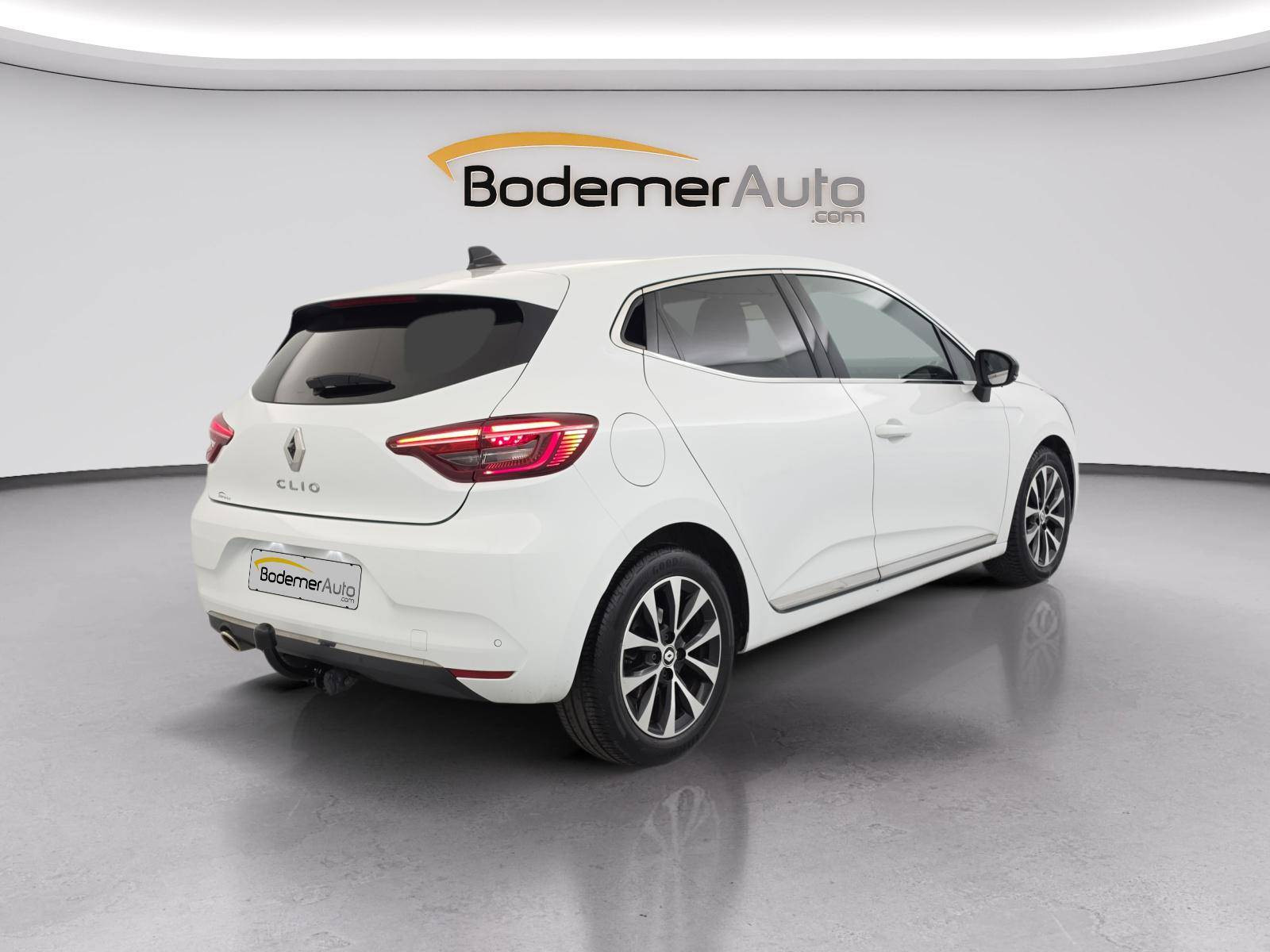 Vente en ligne Renault Clio 5 Clio TCe 90 au prix de 14 800 €