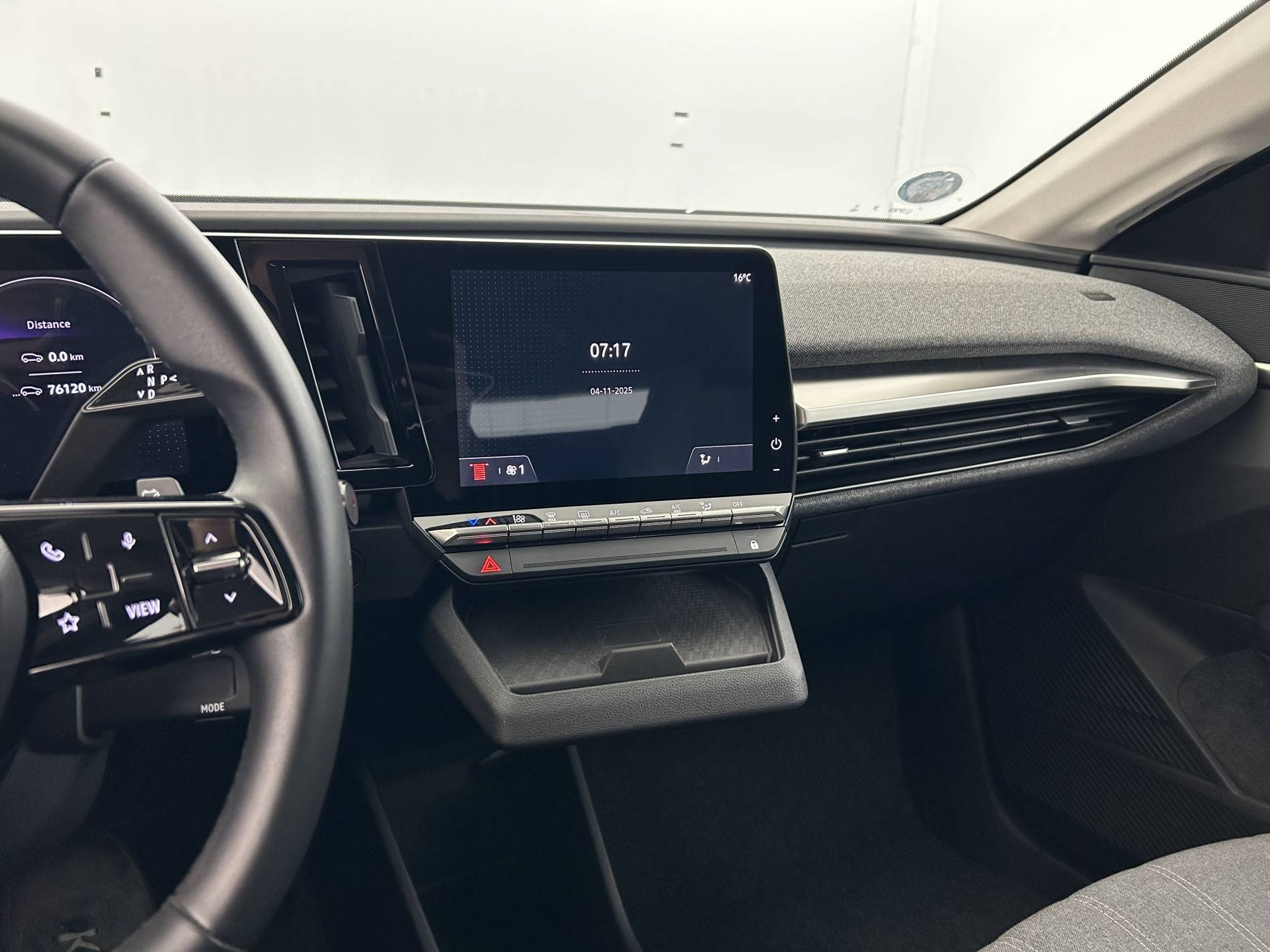 Vente en ligne Renault Megane E-Tech  EV60 220 ch super charge au prix de 18 990 €