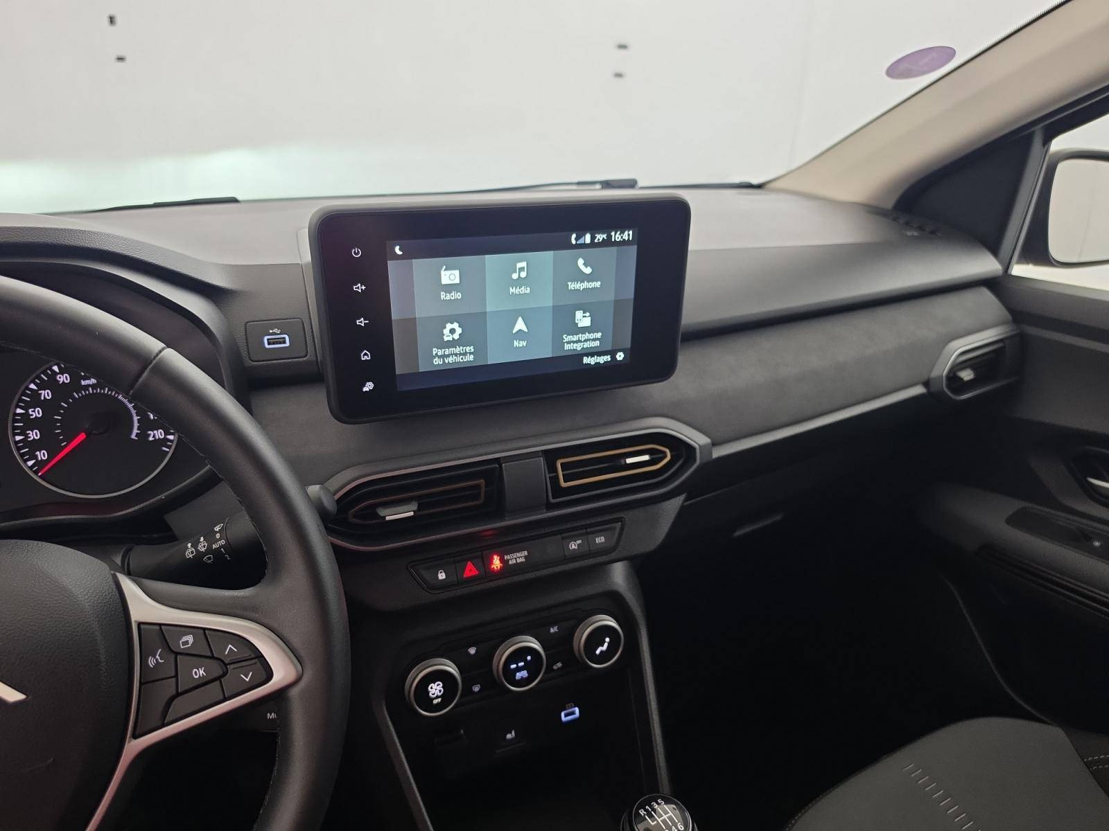 Vente en ligne Dacia Jogger  ECO-G 100 7 places au prix de 19 490 €