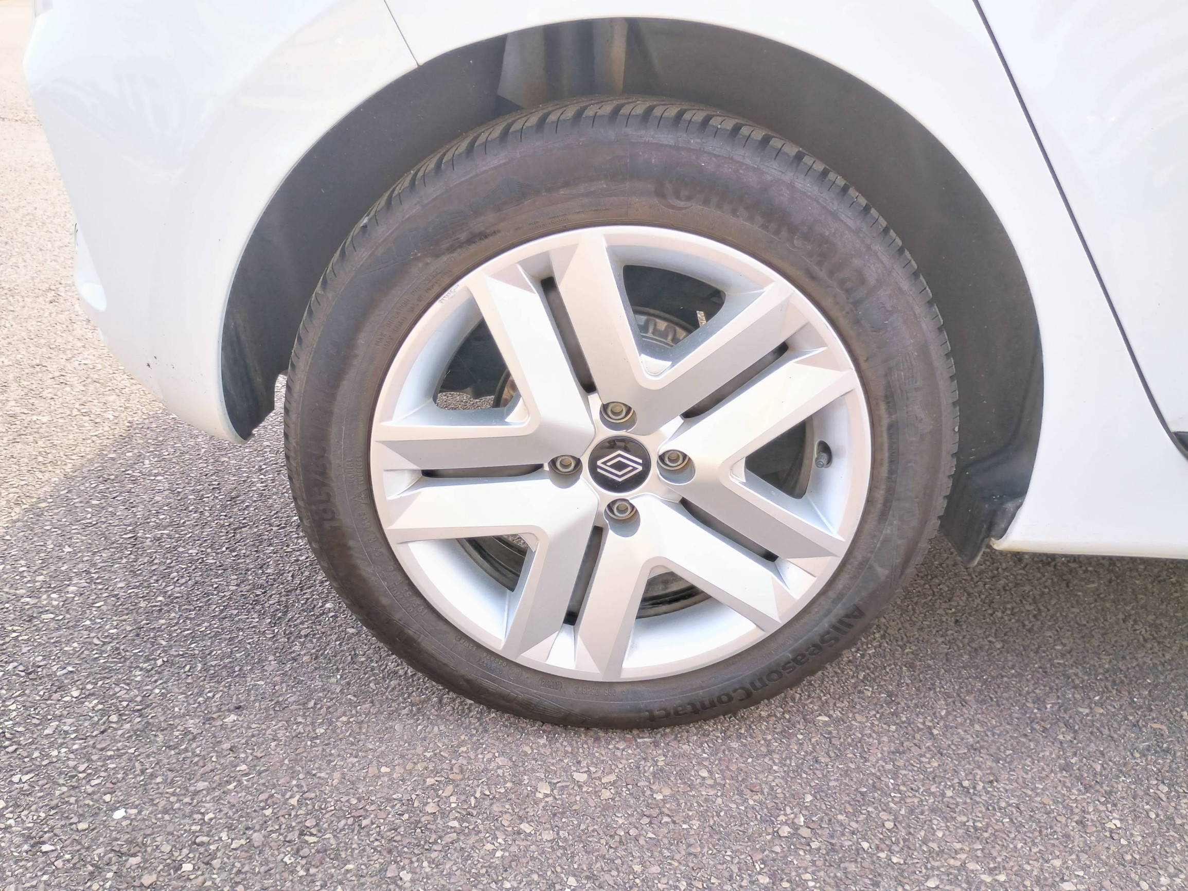 Vente en ligne Renault Clio 5 Clio Eco-G 100 ch GSR2 au prix de 14 991 €