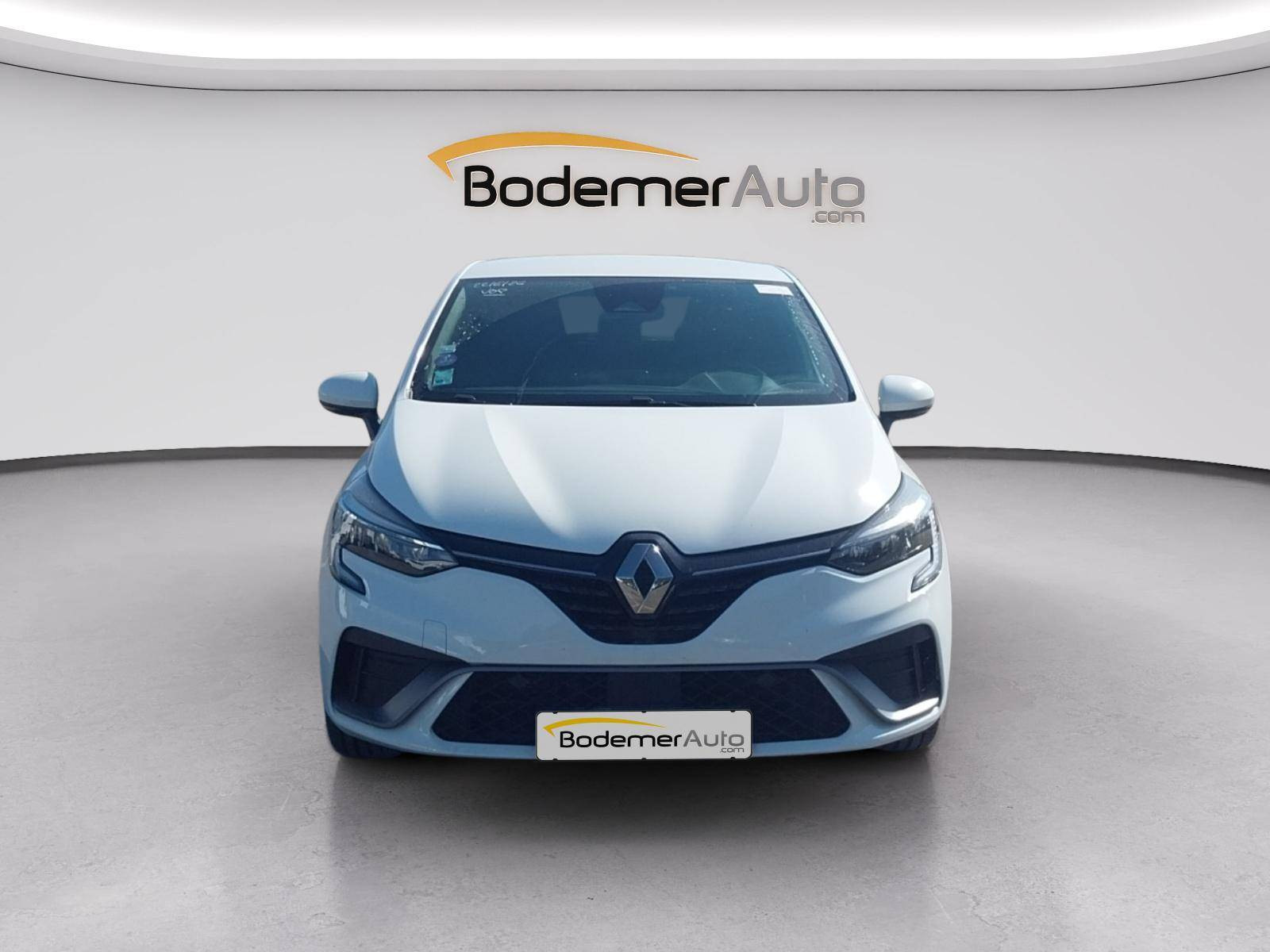 Vente en ligne Renault Clio 5 Clio E-Tech 140 - 21N au prix de 15 990 €