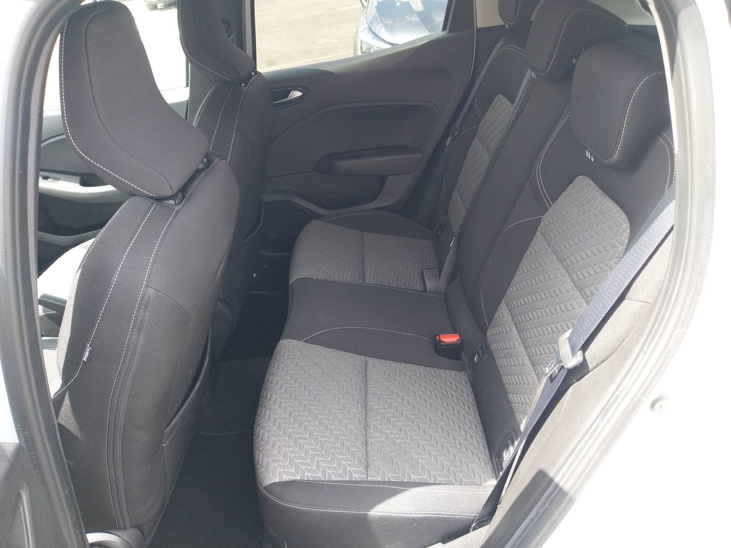 Vente en ligne Renault Clio 5 Clio TCe 90 au prix de 14 990 €