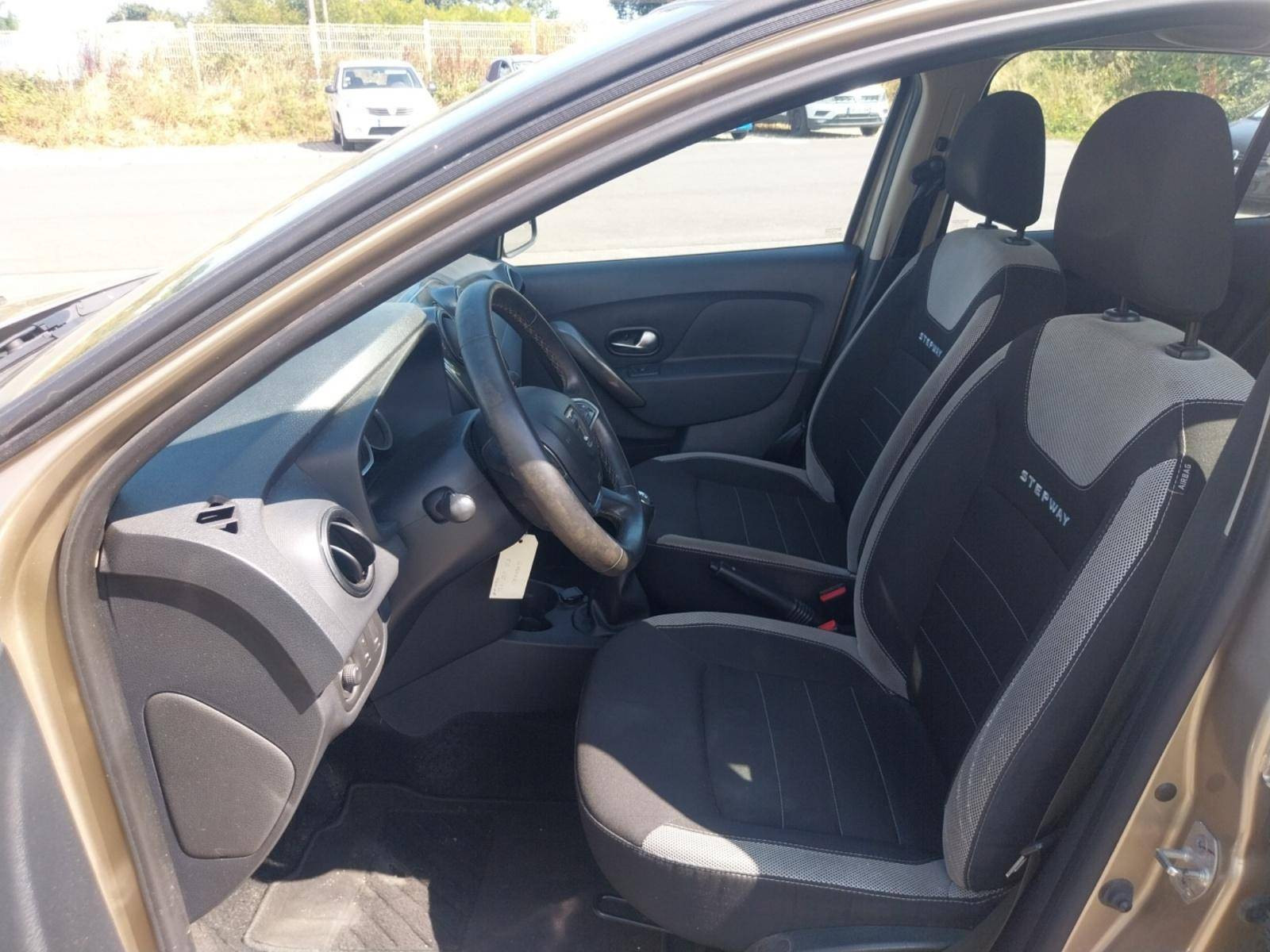 Vente en ligne Dacia Sandero  TCe 100 au prix de 11 580 €