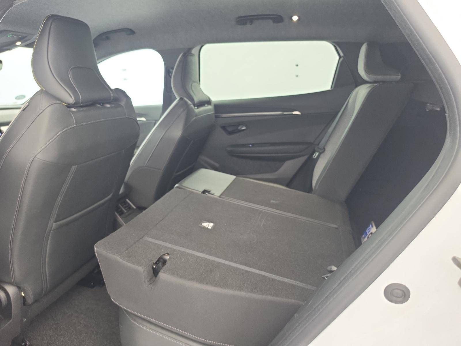 Vente en ligne Renault Scenic E-Tech Scenic E-Tech électrique 220 ch grande autonomie au prix de 32 000 €