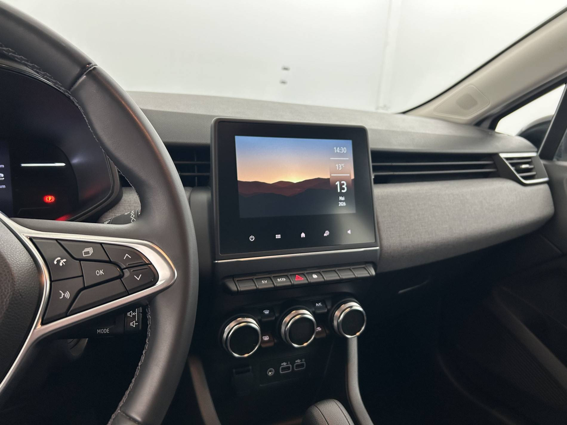 Vente en ligne Renault Clio 5 Clio E-Tech full hybrid 145 au prix de 16 991 €