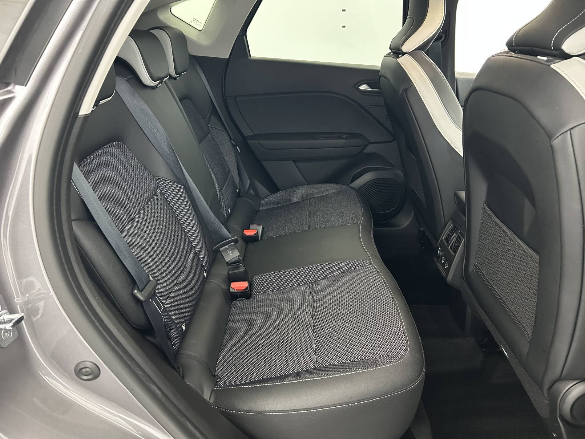 Vente en ligne Renault Captur  E-Tech full hybrid 145 au prix de 20 490 €