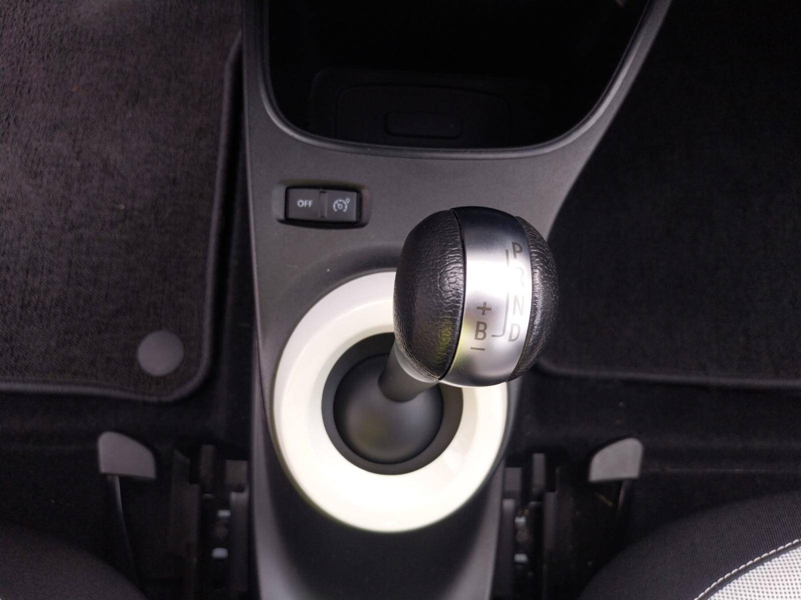 Vente en ligne Renault Twingo Electrique Twingo III E-Tech au prix de 12 900 €