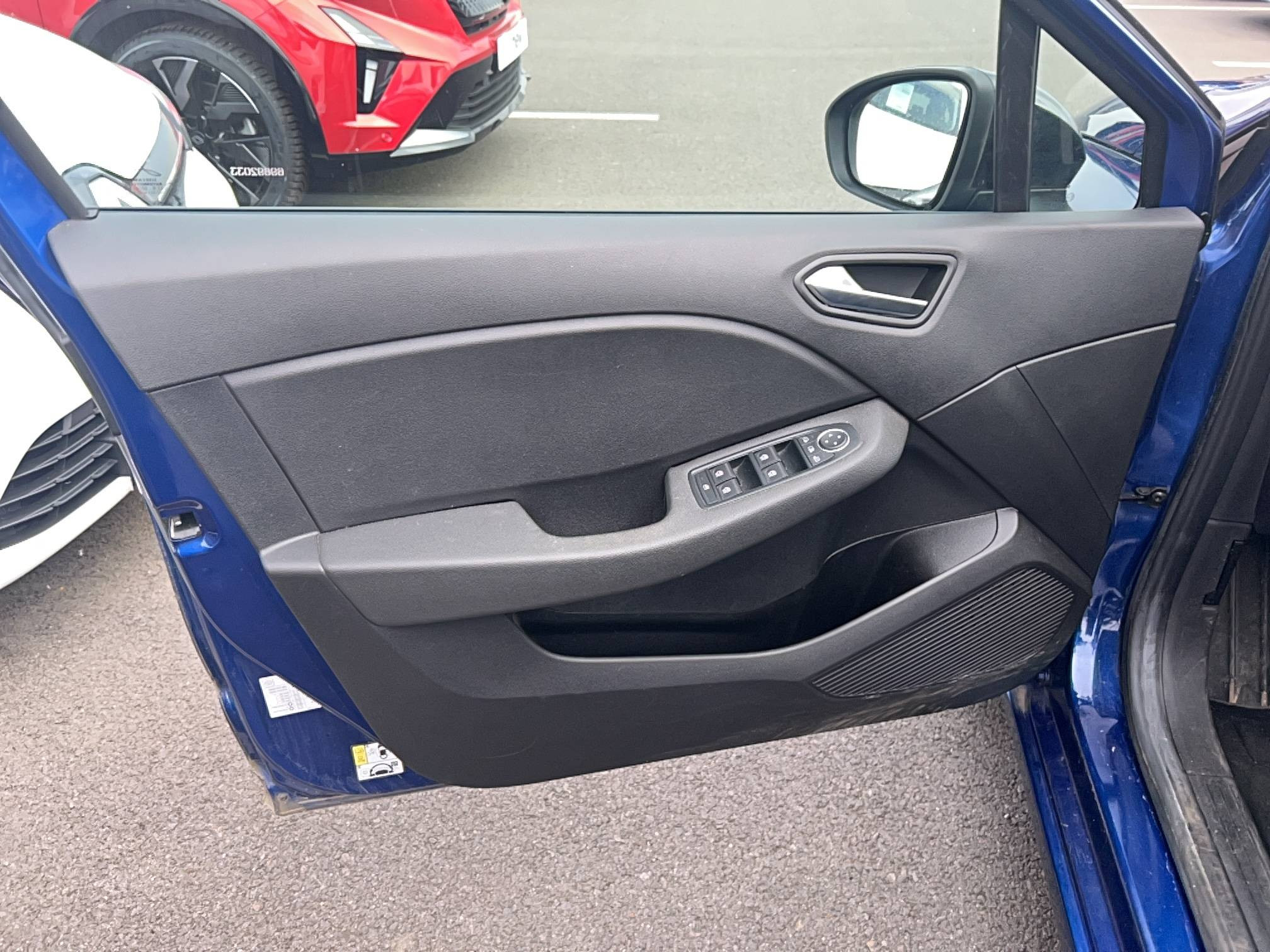 Vente en ligne Renault Clio 5 Clio TCe 90 au prix de 13 900 €