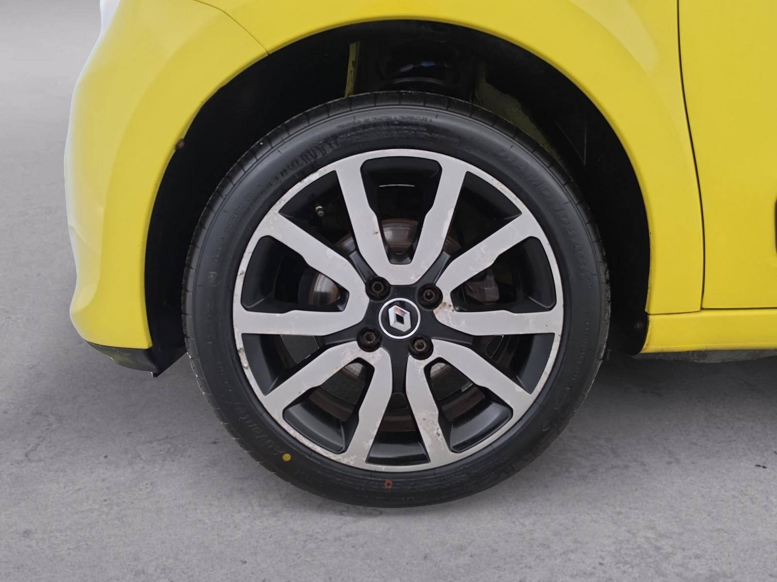 Vente en ligne Renault Twingo 3  1.0 SCe 70 eco2 Stop & Start au prix de 7 290 €