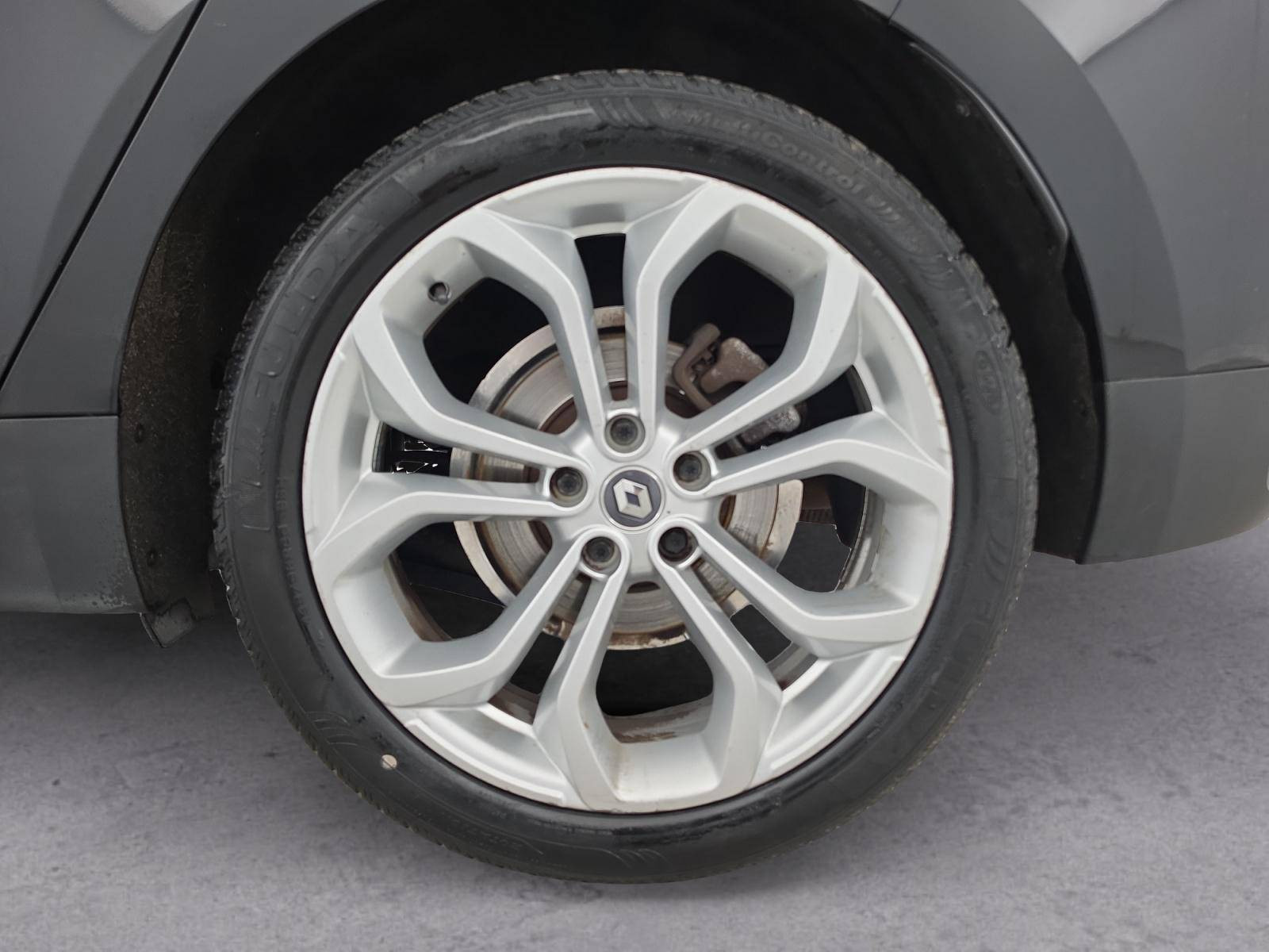 Vente en ligne Renault Grand Scenic 4 Grand Scenic Blue dCi 120 au prix de 13 999 €