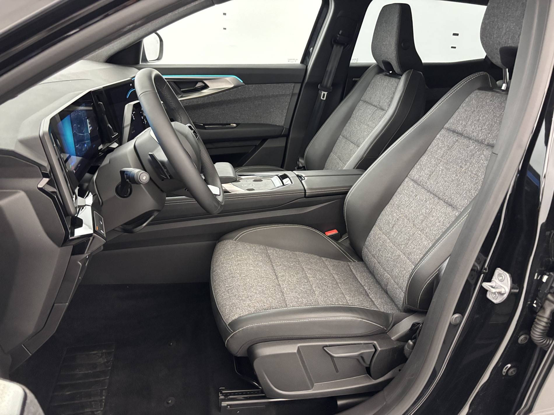 Vente en ligne Renault Espace Espace E-Tech full hybrid 200 GSR2 au prix de 35 990 €
