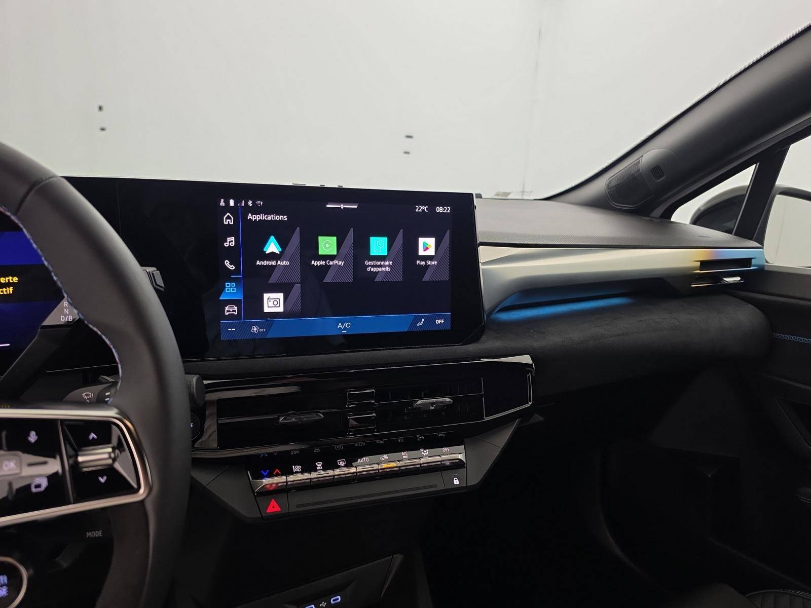 Vente en ligne Renault Clio 6 Clio E-Tech full hybrid 160 ch au prix de 28 490 €