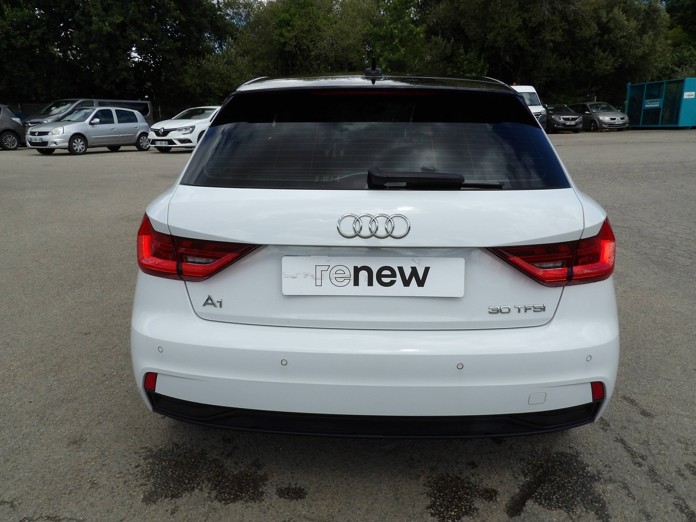 Vente en ligne Audi A1 Sportback  30 TFSI 110 ch BVM6 au prix de 18 999 €