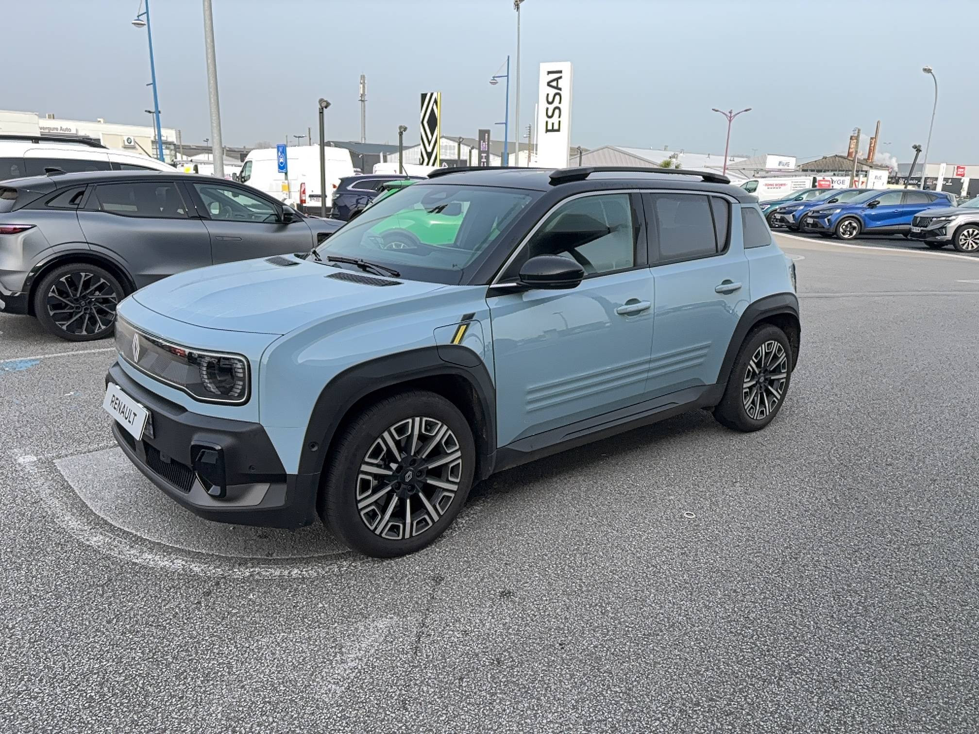 Renault R4 E-Tech  150 ch autonomie confort occasion de 2025 en vente à Cherbourg