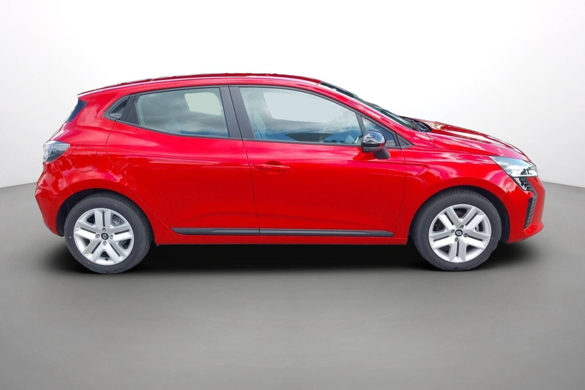 Vente en ligne Renault Clio 5 Clio Blue dCi 100 ch GSR2 au prix de 19 500 €