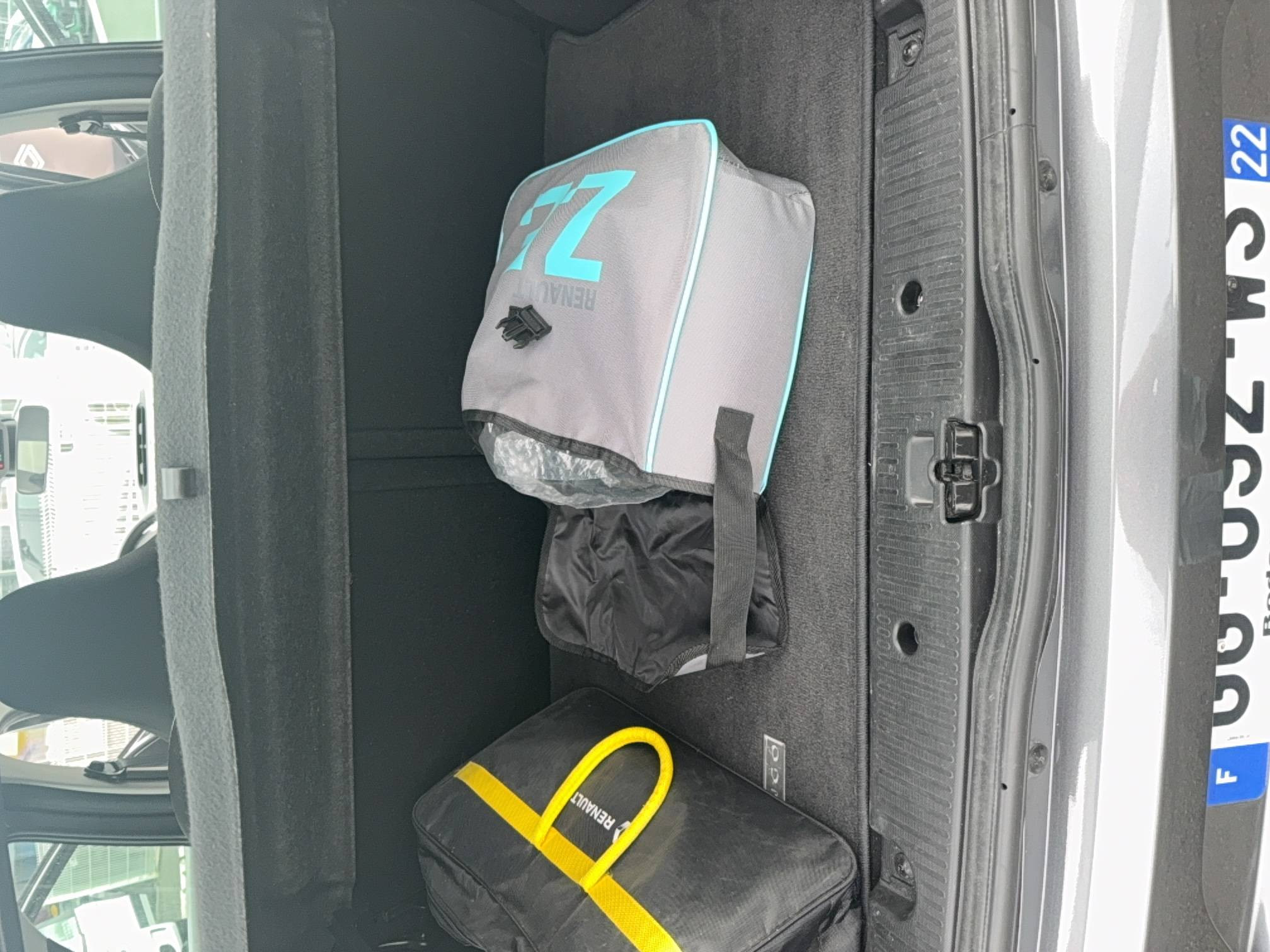 Vente en ligne Renault Twingo Electrique Twingo III E-Tech au prix de 12 490 €