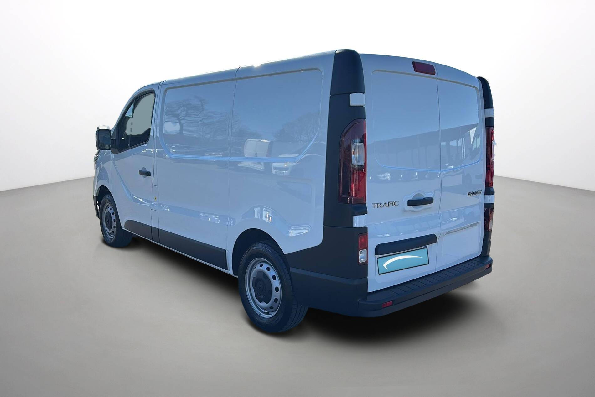 Vente en ligne Renault Trafic 3 Fourgon TRAFIC FG BLUE DCI 130 L1H1 3T GSR2 au prix de 24 990 €