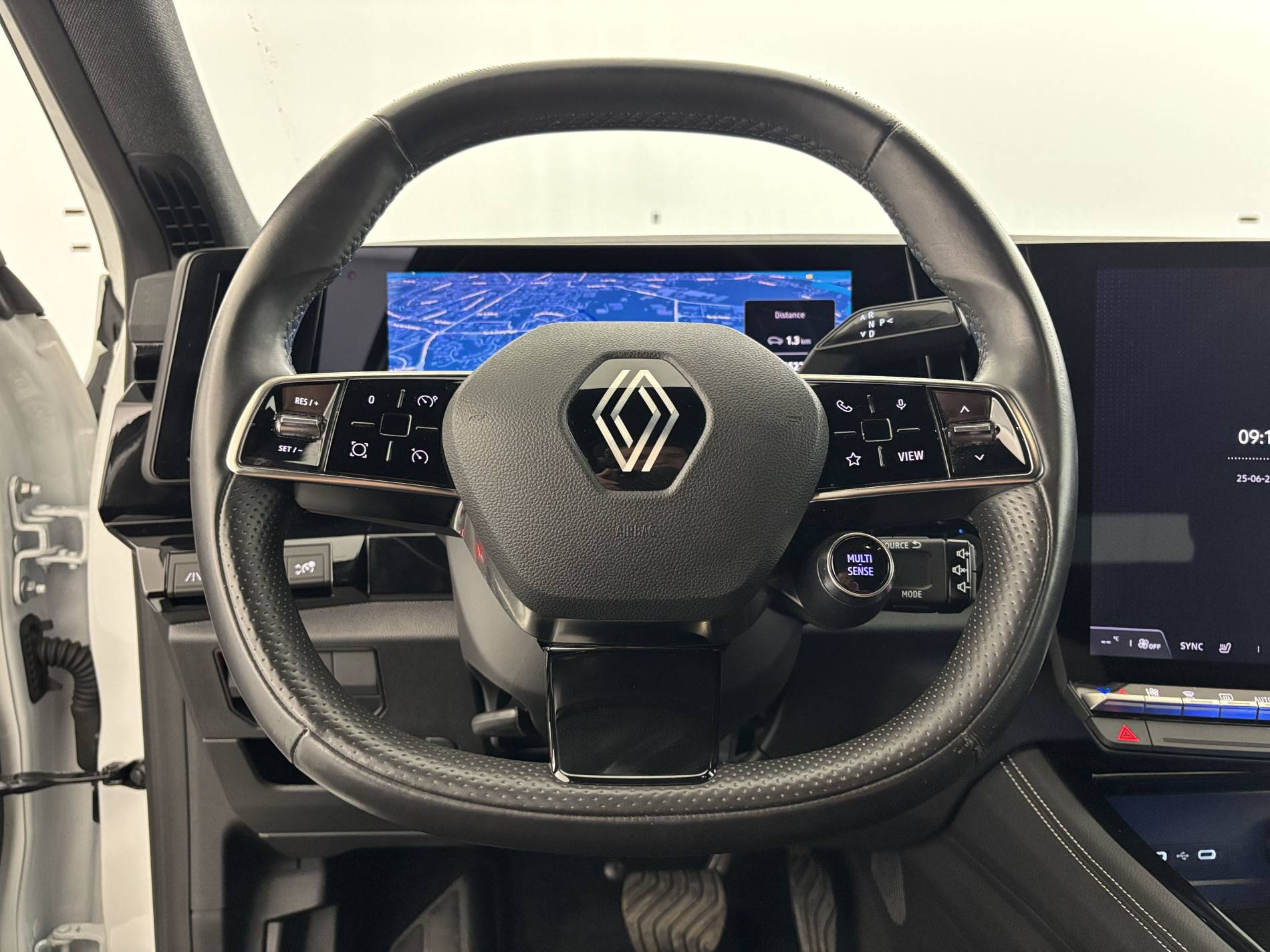 Vente en ligne Renault Austral  E-Tech hybrid 200 au prix de 27 990 €