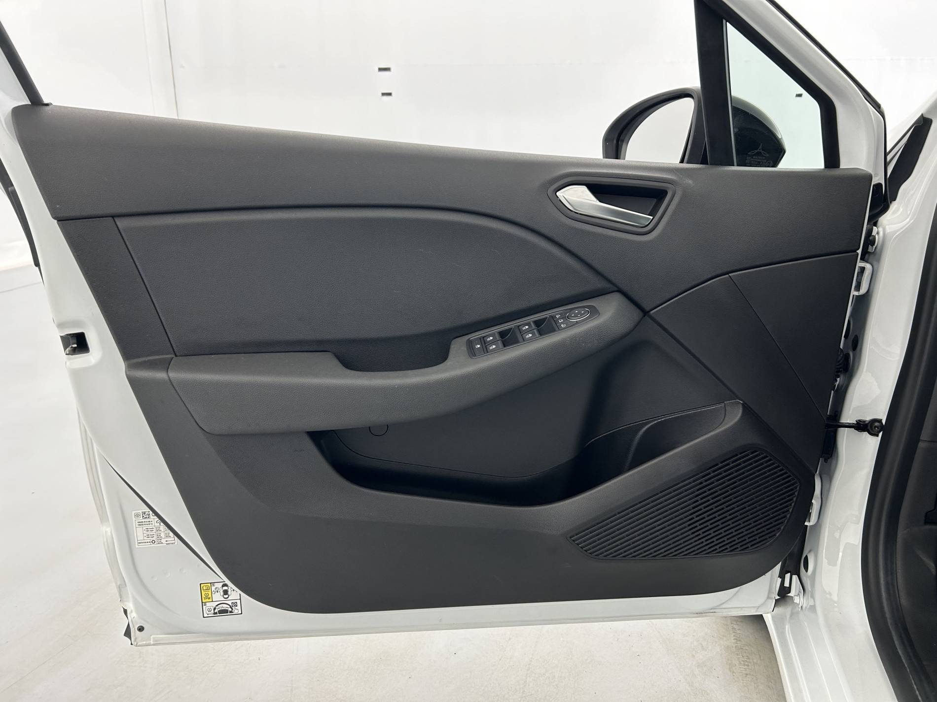 Vente en ligne Renault Clio 5 Clio E-Tech full hybrid 145 au prix de 18 290 €