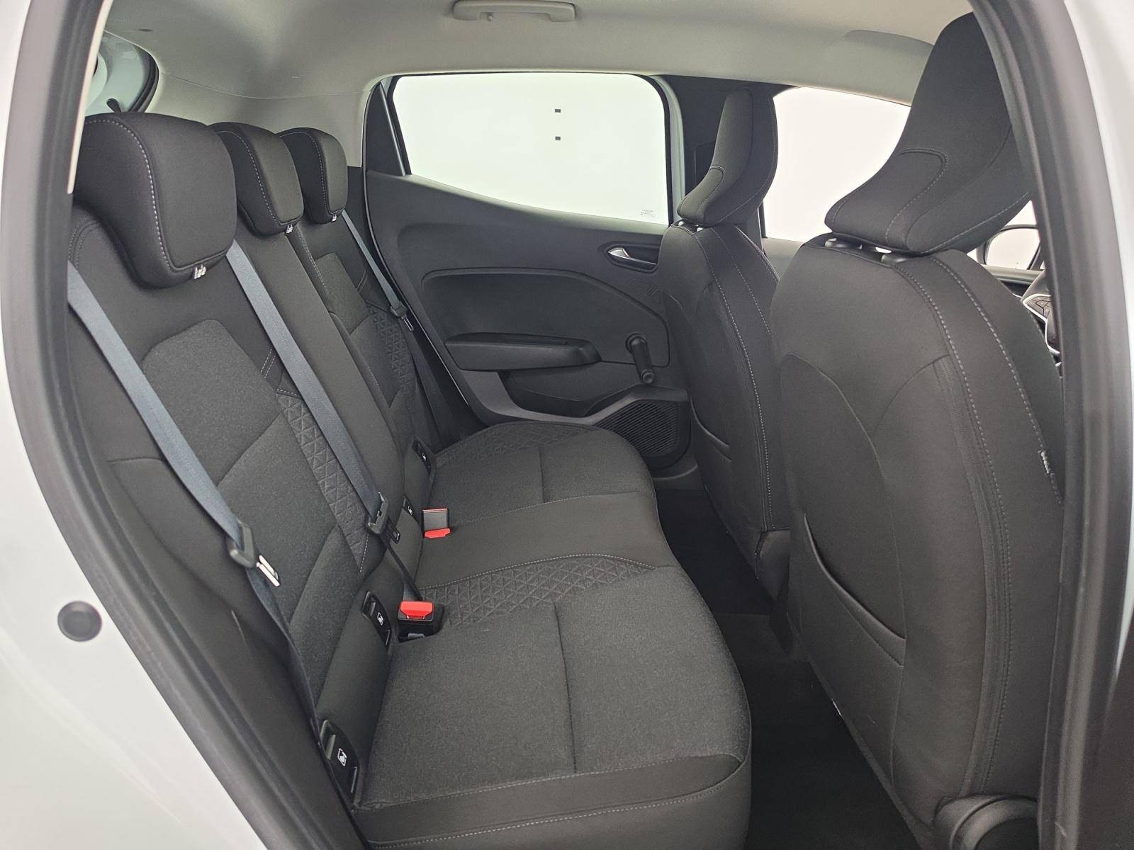 Vente en ligne Renault Clio 5 Clio TCe 90 - 21 au prix de 12 791 €
