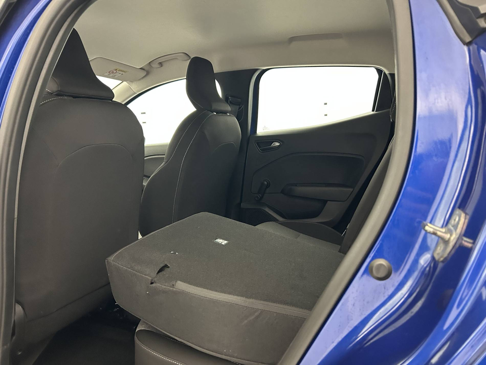 Vente en ligne Renault Clio 5 Clio Blue dCi 100 ch GSR2 au prix de 15 980 €