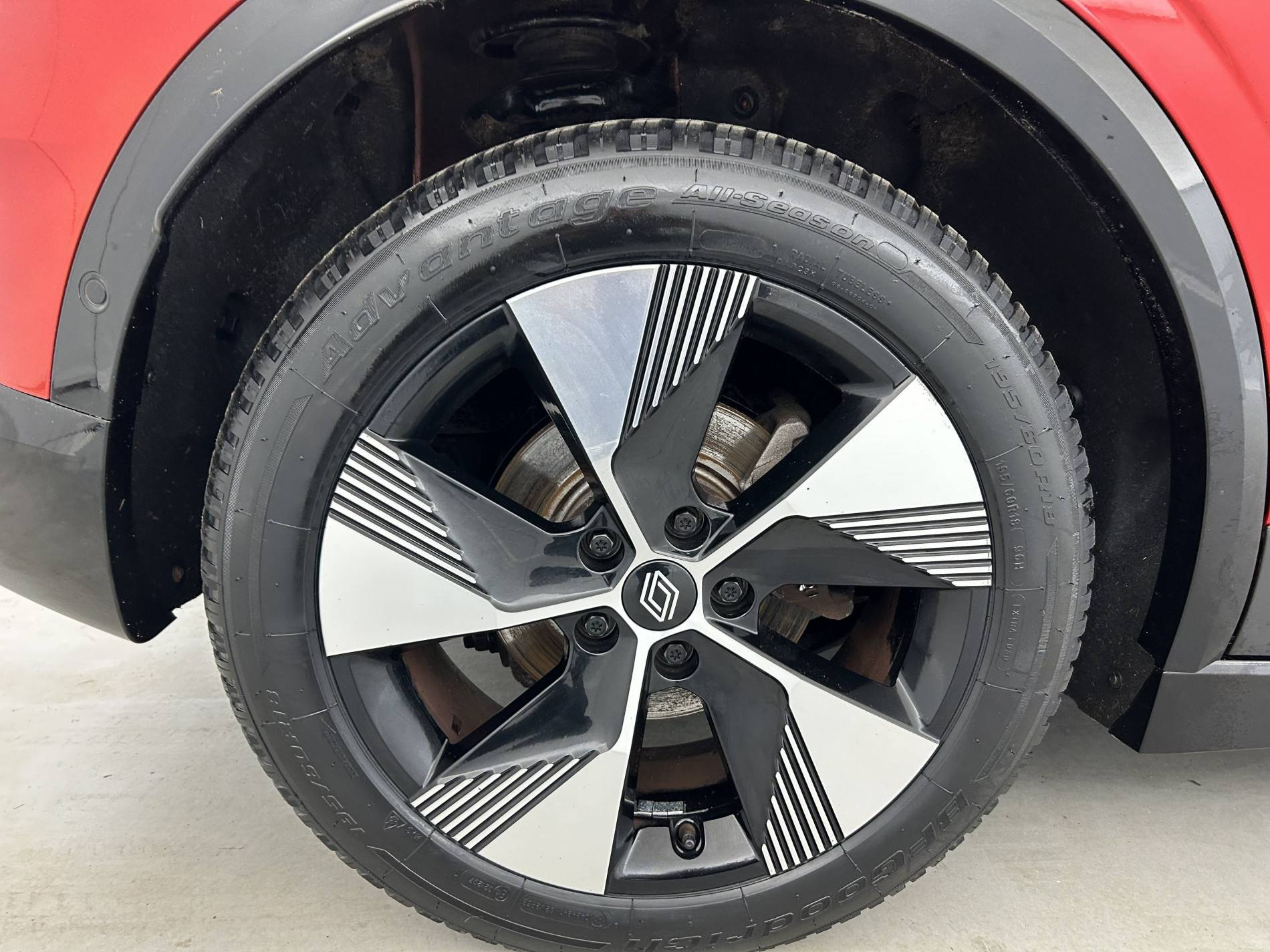 Vente en ligne Renault Megane E-Tech  EV40 130ch standard charge au prix de 18 490 €