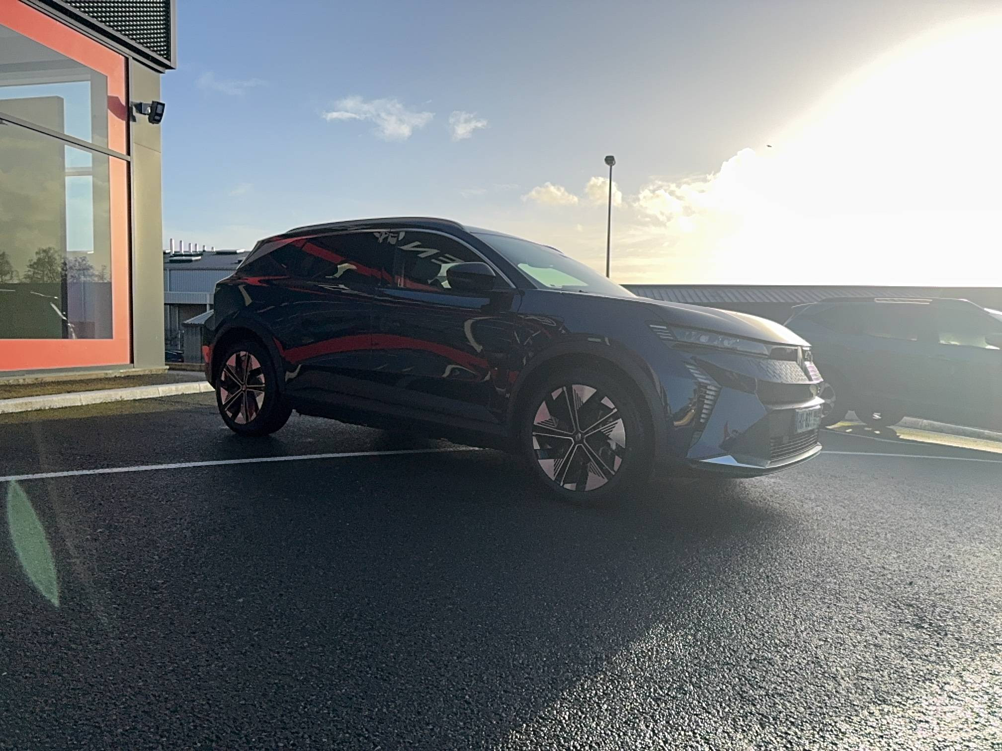 Vente en ligne Renault Scenic E-Tech  220 ch grande autonomie au prix de 40 490 €