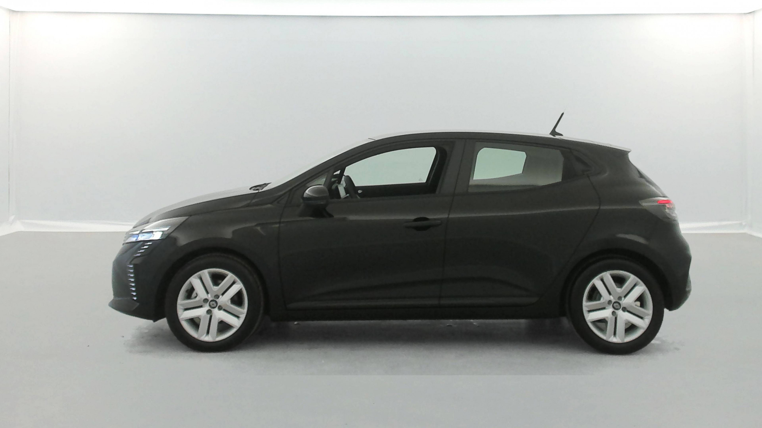 Vente en ligne Renault Clio 5 Clio E-Tech full hybrid 145 ch GSR2 au prix de 19 990 €