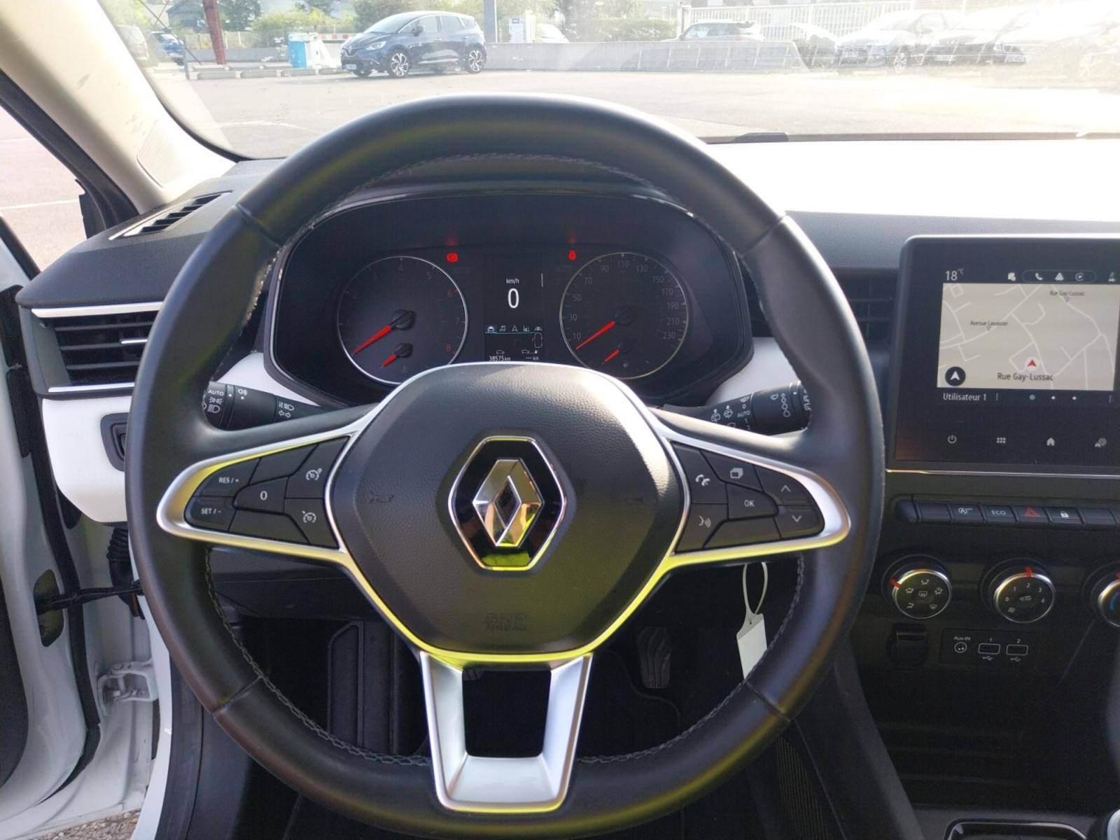 Vente en ligne Renault Clio 5 Clio TCe 90 au prix de 13 490 €