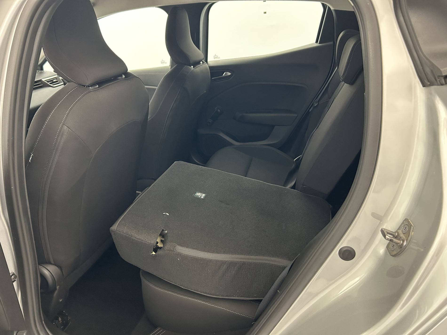 Vente en ligne Renault Clio 5 Clio TCe 90 au prix de 13 990 €