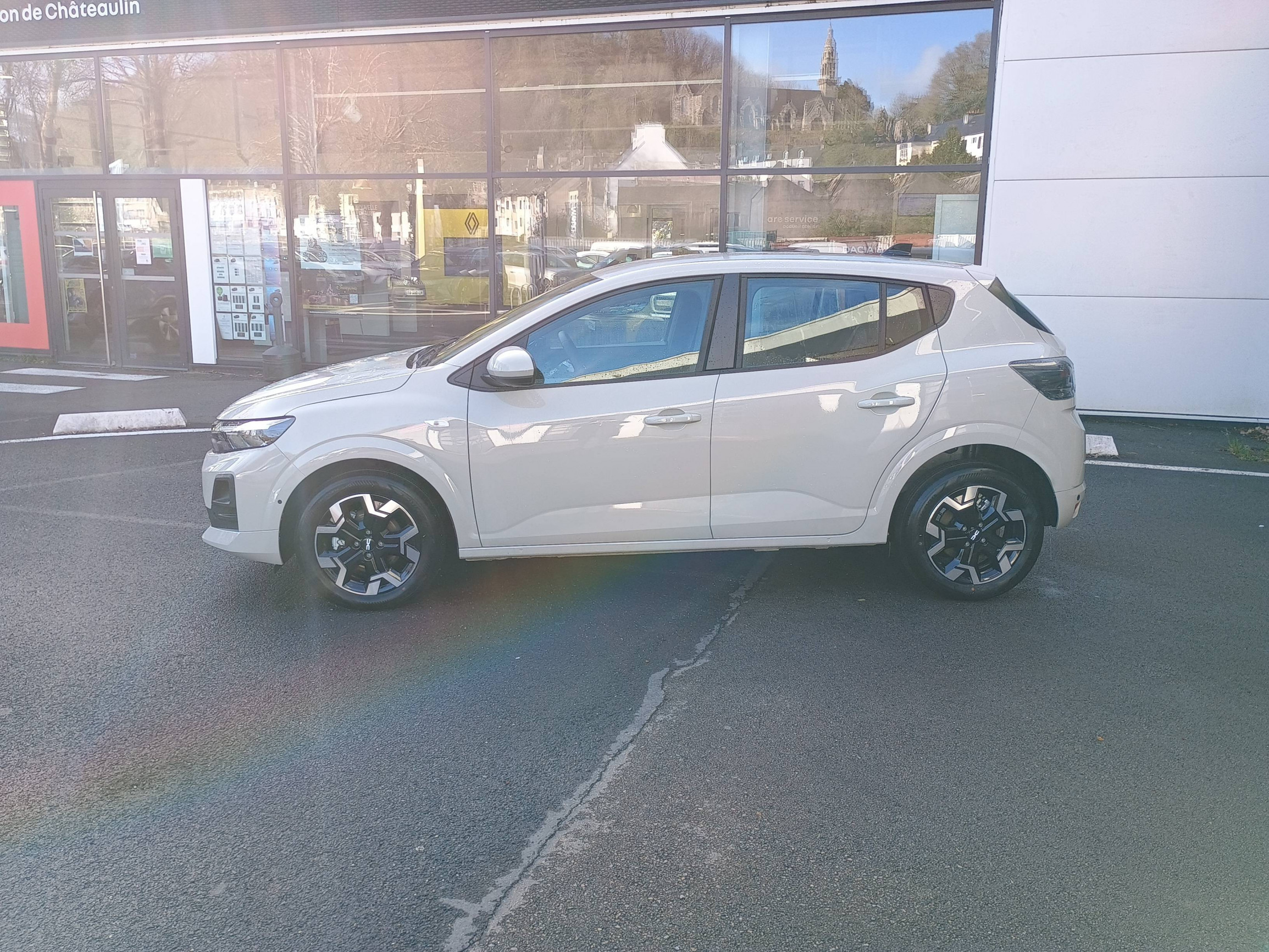 Dacia Sandero Sandero ECO-G 120 auto occasion de 2026 en vente à Châteaulin