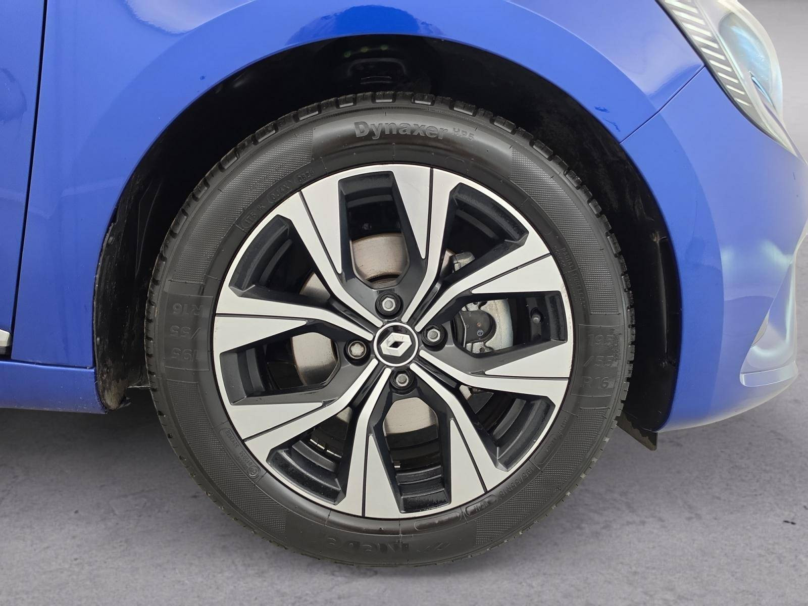 Vente en ligne Renault Clio 5 Clio E-Tech 140 - 21N au prix de 15 490 €