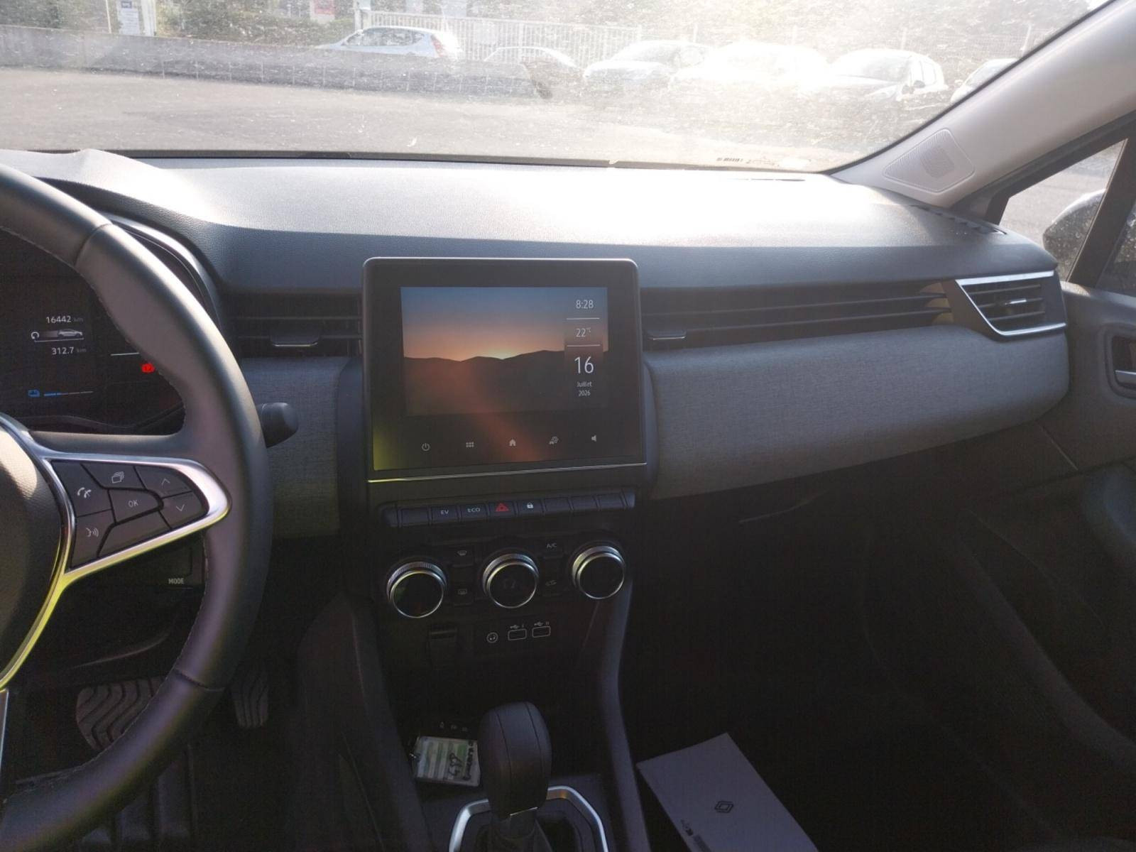 Vente en ligne Renault Clio 5 Clio E-Tech full hybrid 145 ch GSR2 au prix de 19 990 €