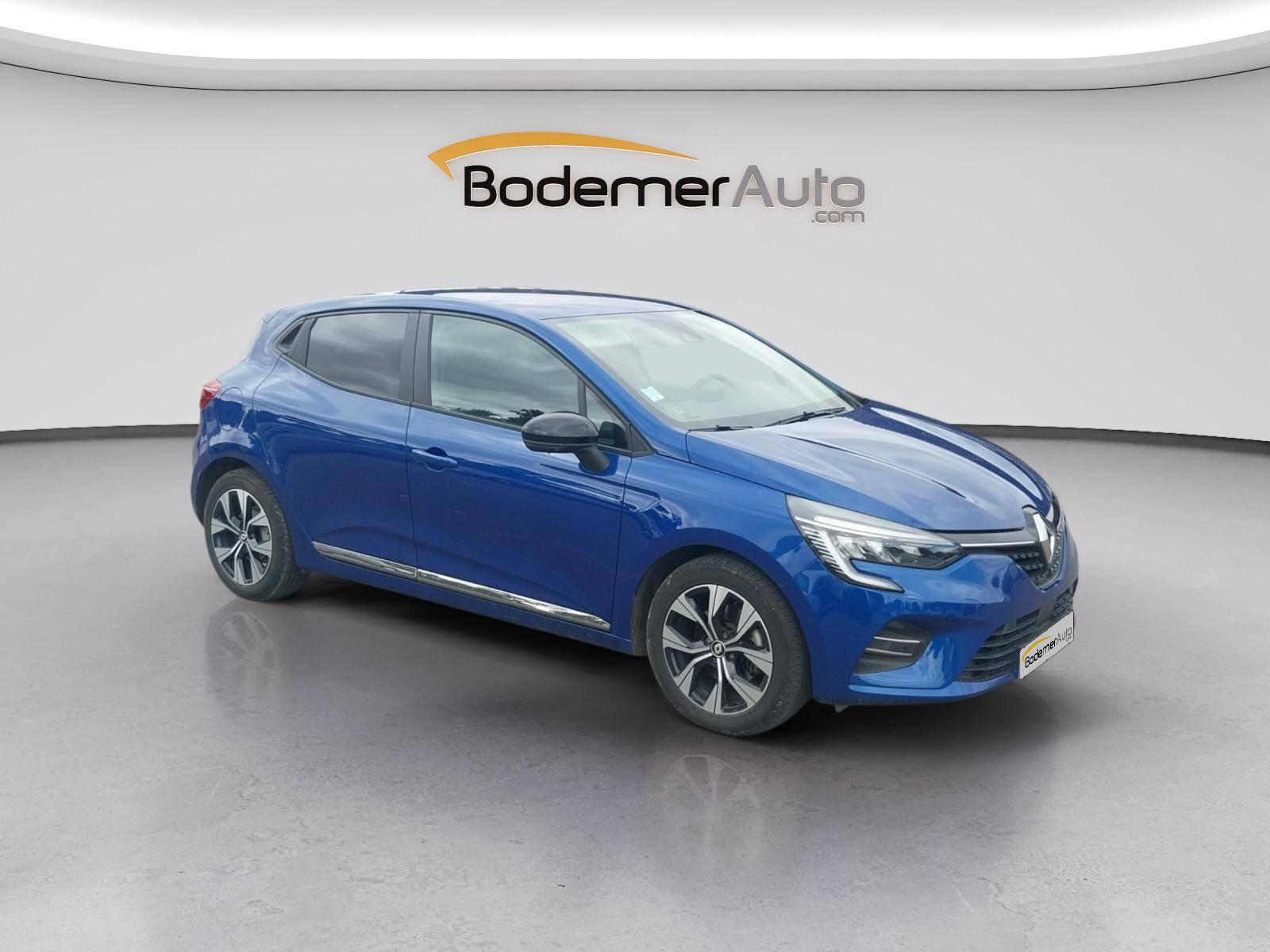 Vente en ligne Renault Clio 5 Clio E-Tech full hybrid 145 au prix de 16 700 €