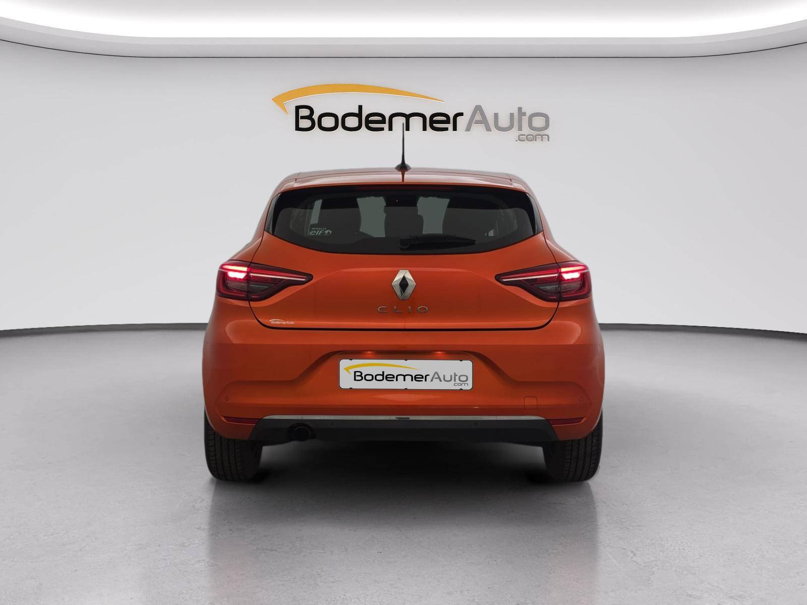 Vente en ligne Renault Clio 5 Clio Blue dCi 85 au prix de 13 990 €